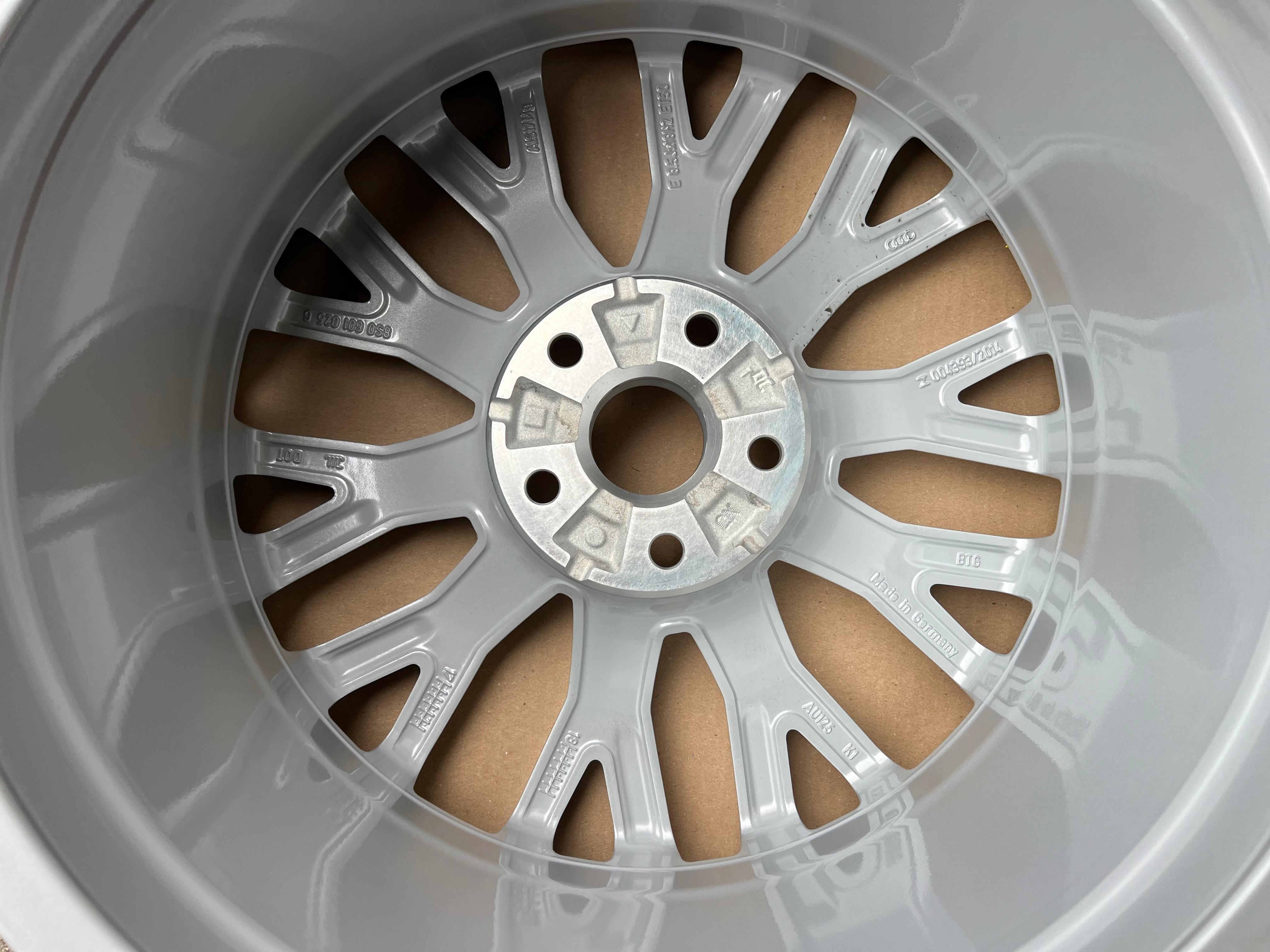 1 X ORIGINAL 18" ALUFELGE FELGE AUDI TT 8S 8S0601025G 8,5x18 ET50