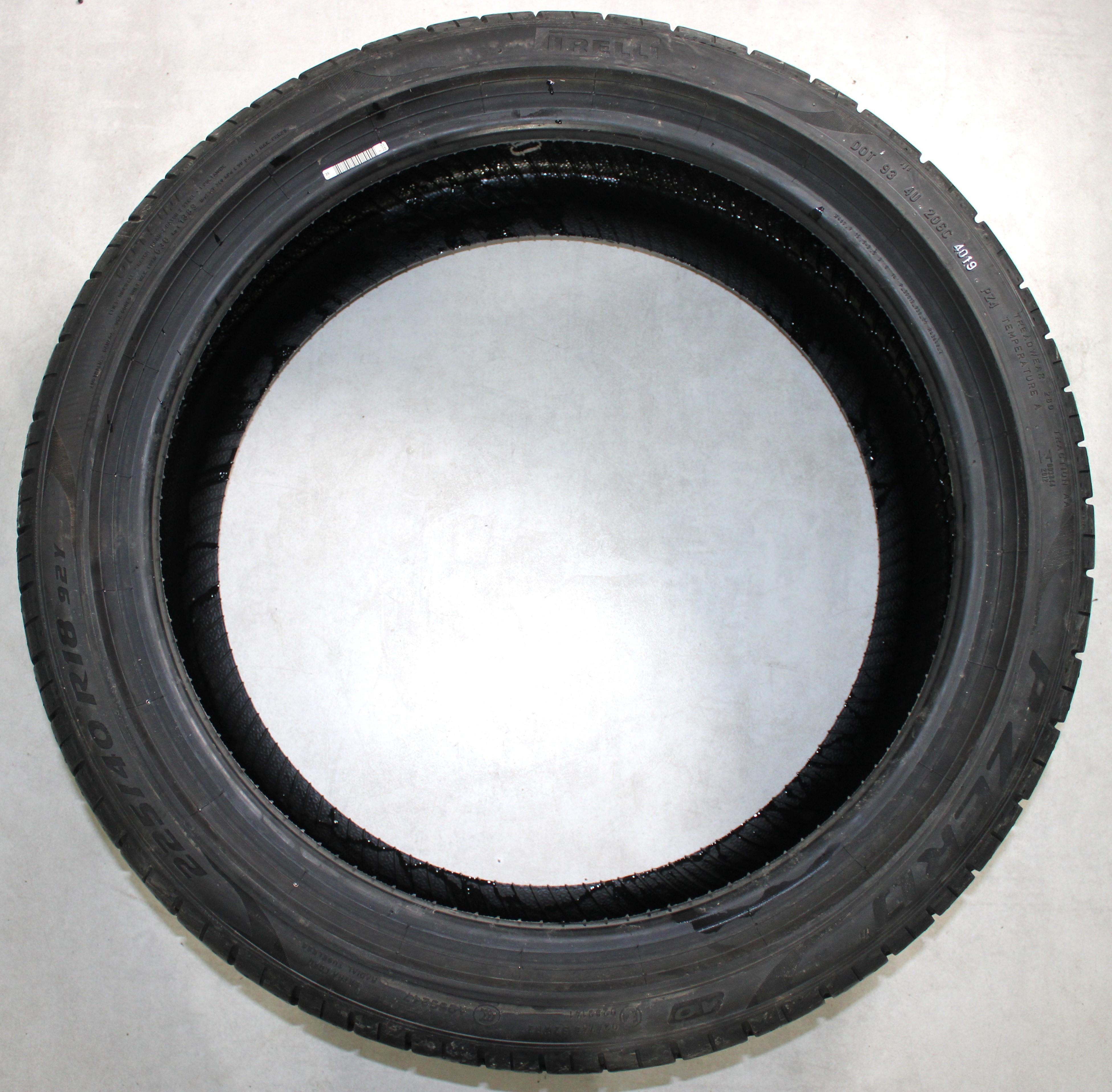 4 x 225/40R18 92Y Zomerbanden Pirelli Pzero PZ4 Volledig profiel 2019 AO NIEUW Gratis verzending