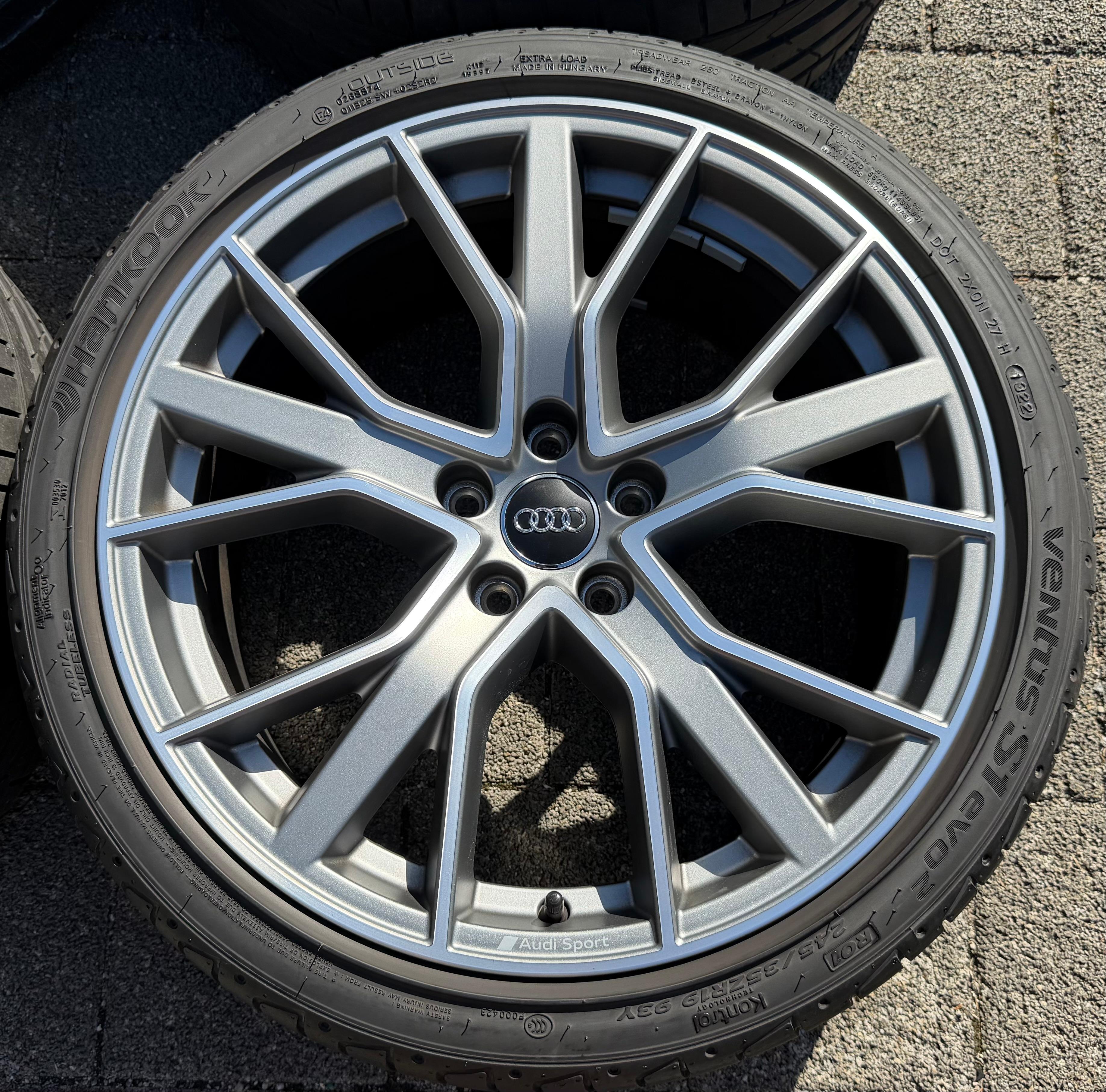 4 originele 19" lichtmetalen zomerwielen Audi A4 S4 8W B9 8W0601025DH 245/35R19 93Y Hankook