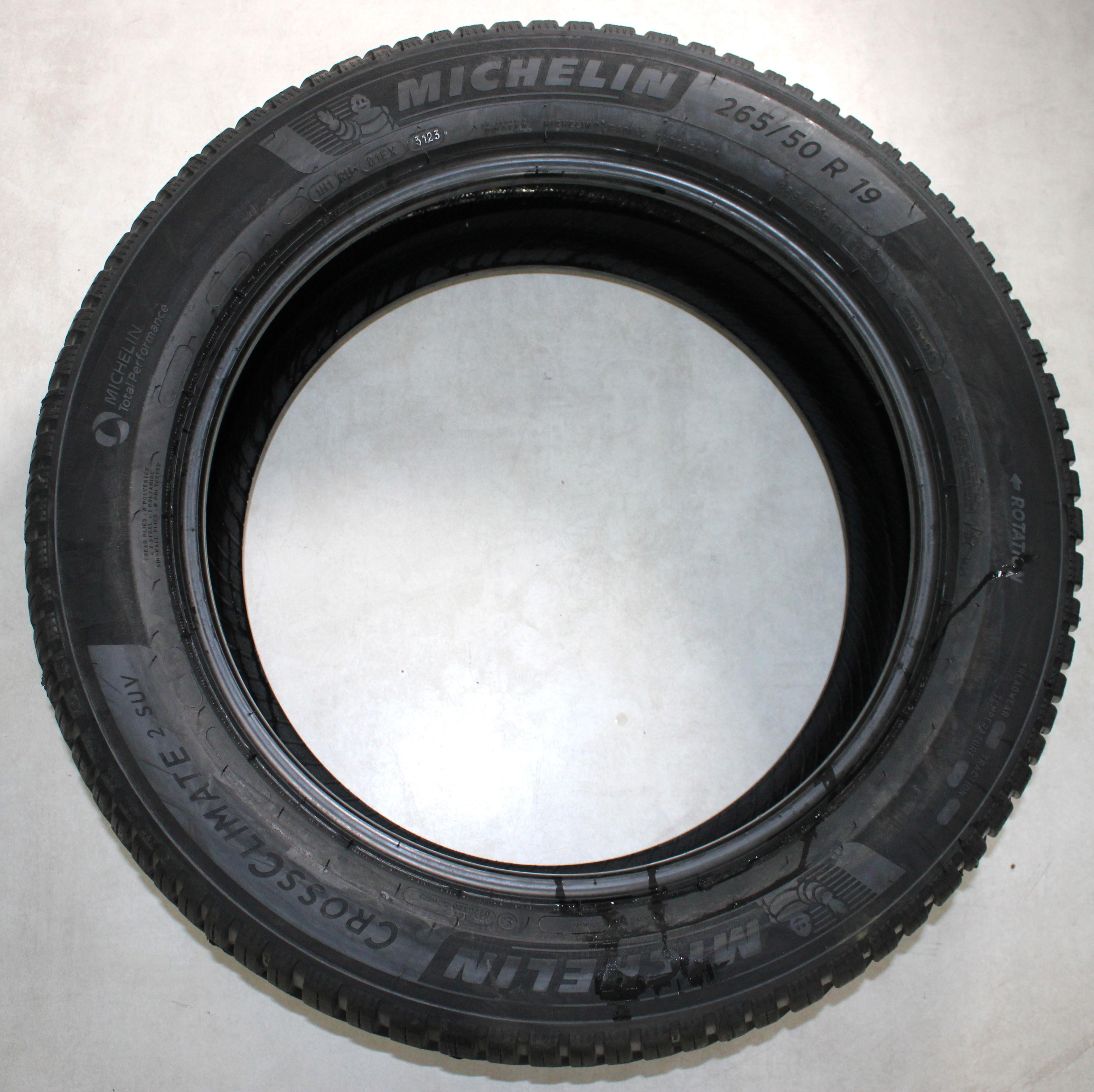 4 x 265/50R19 110W pneus toutes saisons Michelin Cross Climate 2 SUV 2023 XL