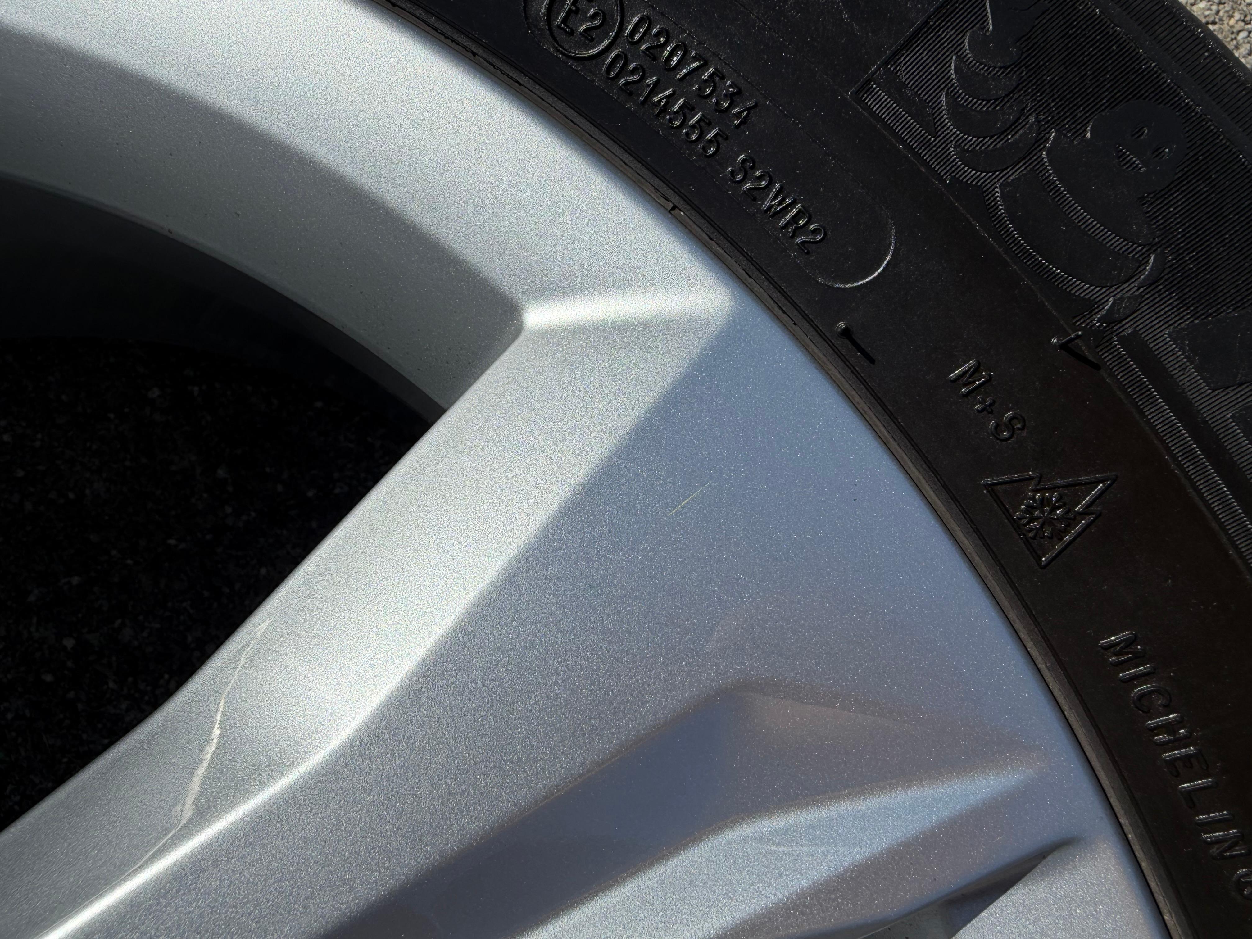 4 ruedas de invierno de aluminio originales de 19" para Audi Q5 SQ5 FY 80A601025K 235/55R19 101H Michelin 2021