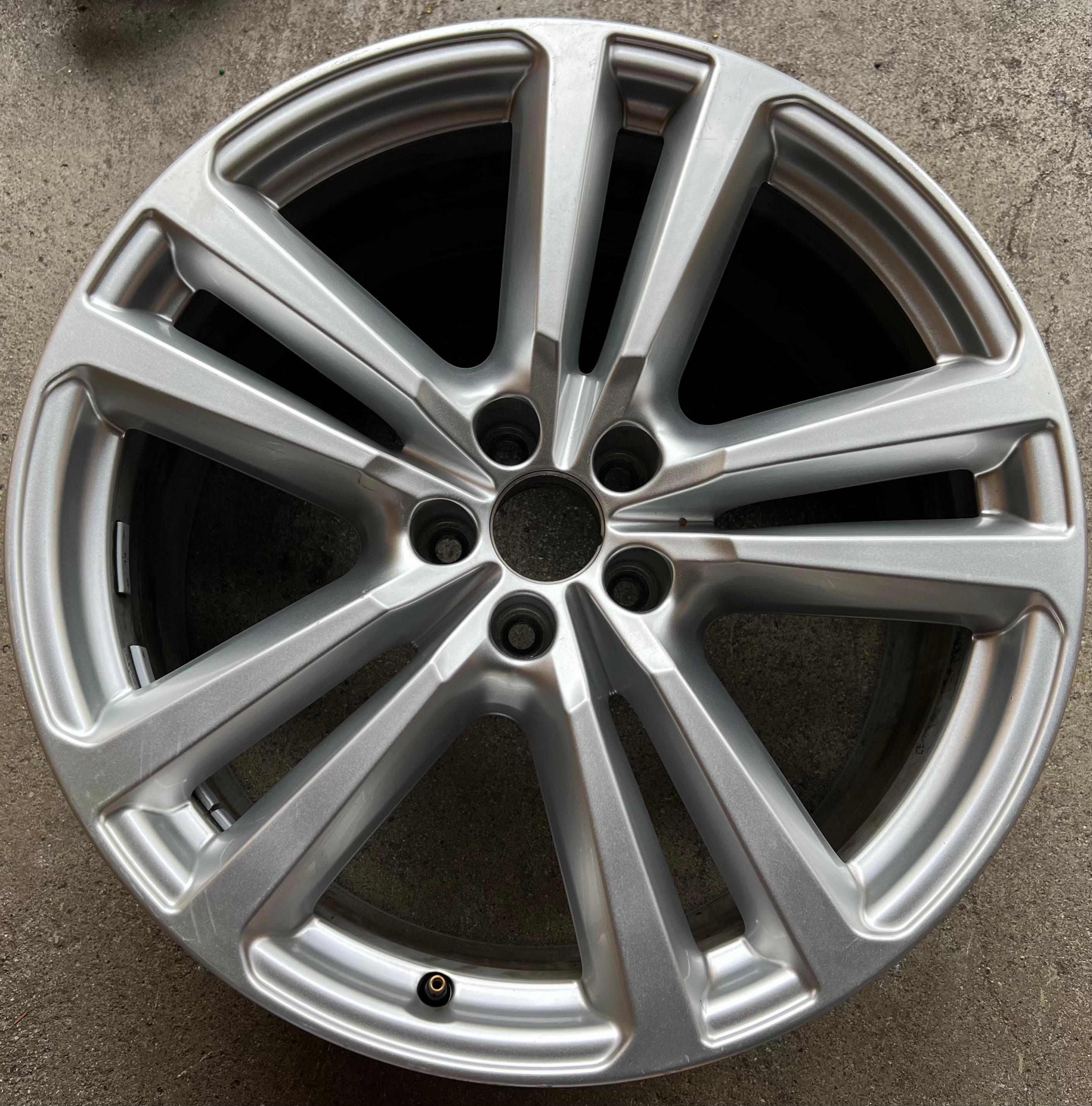 1 X ORIGINAL 20" ALUFELGE FELGE AUDI Q7 SQ7 4M 9x20 ET28 4m0601025H FREIHAUS