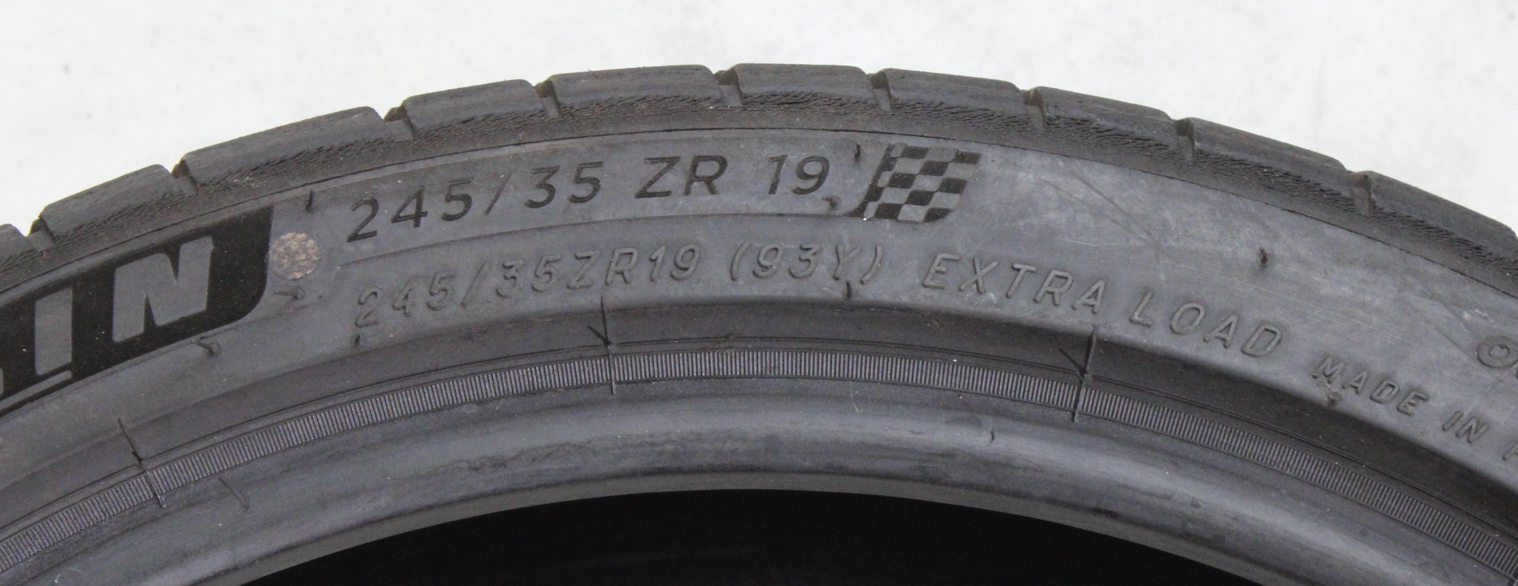4 x 245/35R19 93Y pneus été Michelin Pilot Sport 4S MO1 6,5-7mm 2023 XL