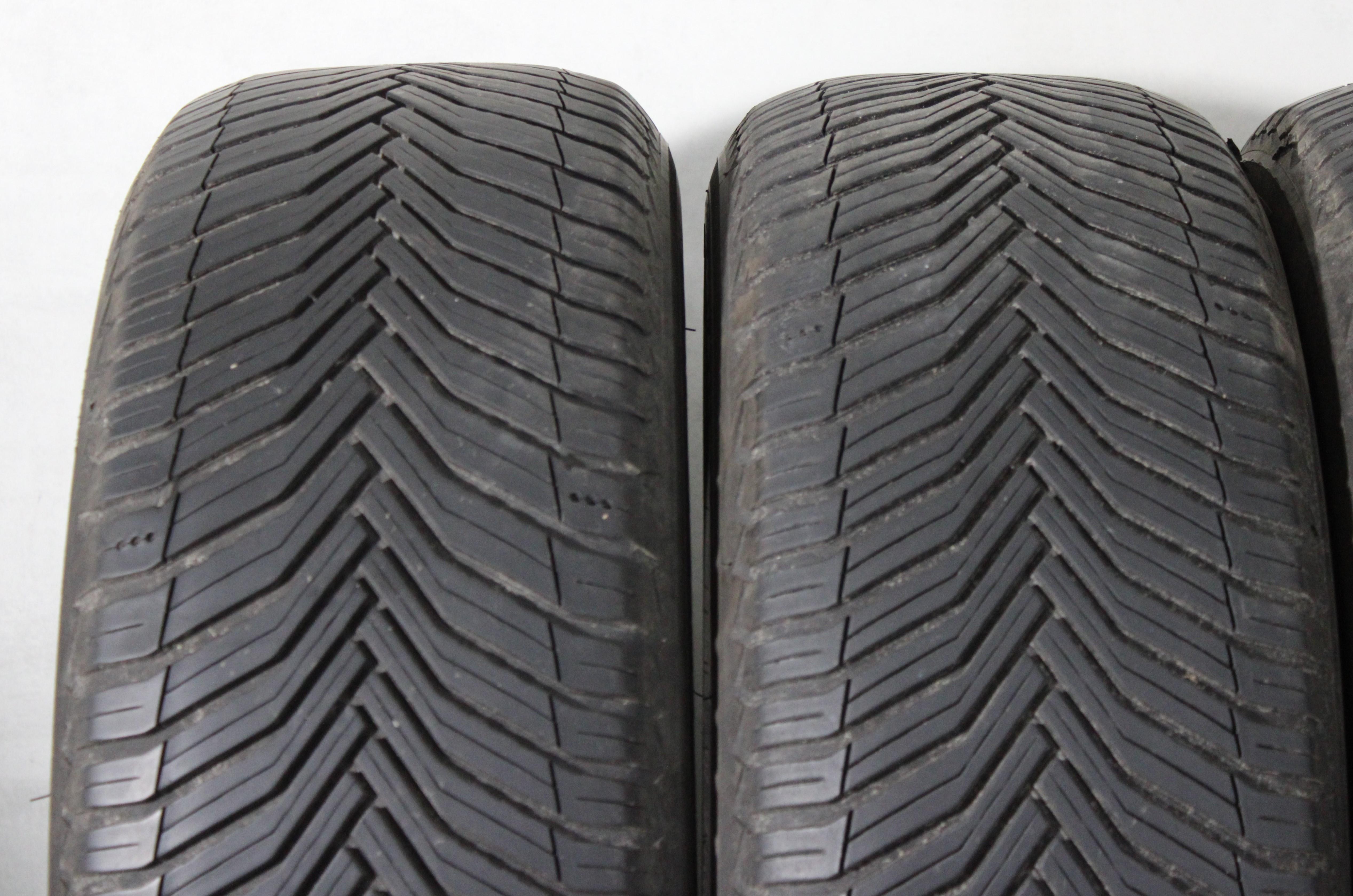 4 x 225/60R18 104W Sommerreifen Michelin CrossClimate 2 4,5-5mm 2022