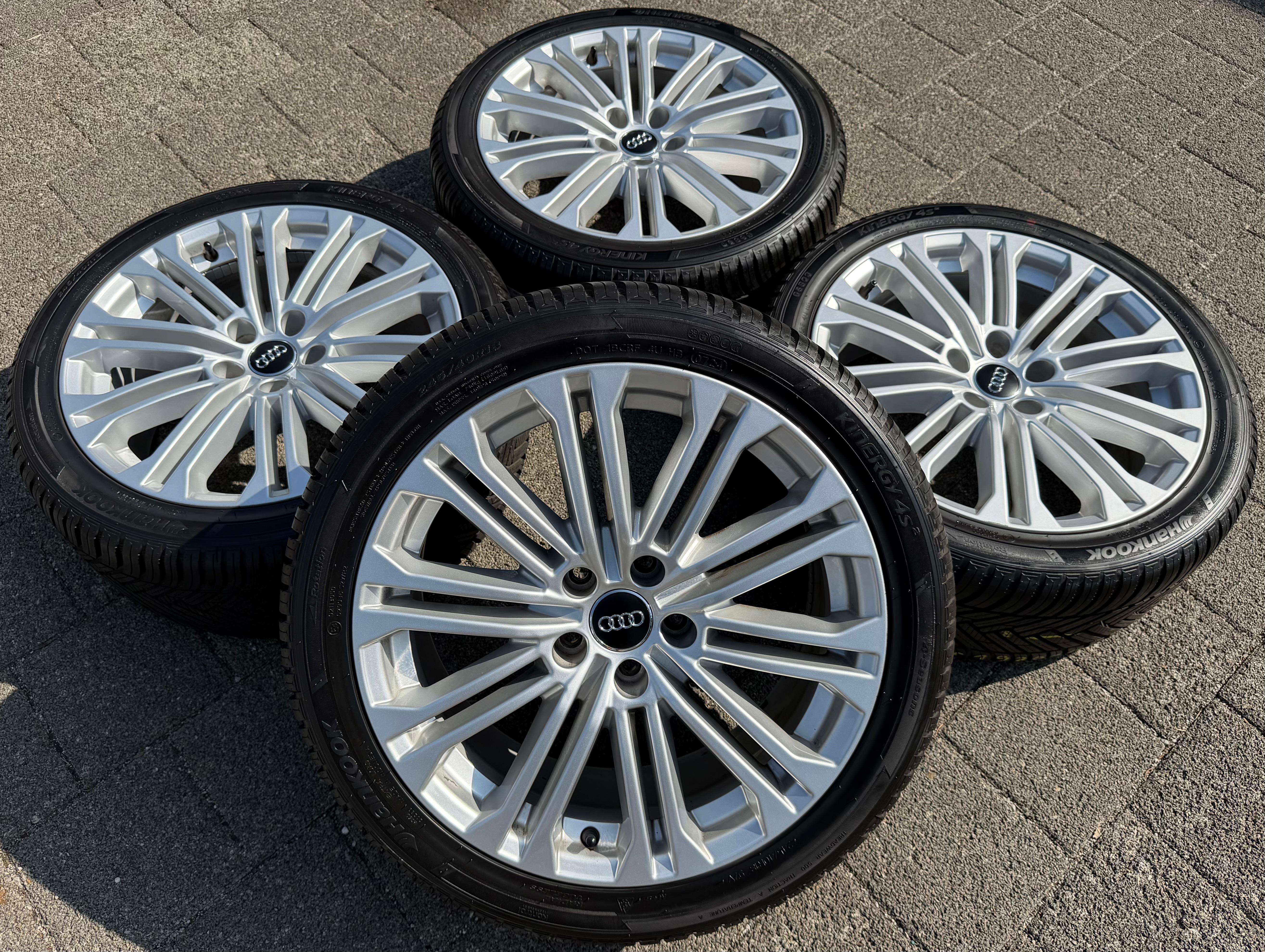 4 Original 18" Alu Allwetter Räder Audi A5 8W F5 245/40R18 97V 8W0601025EE Ganzjahresreifen M+S