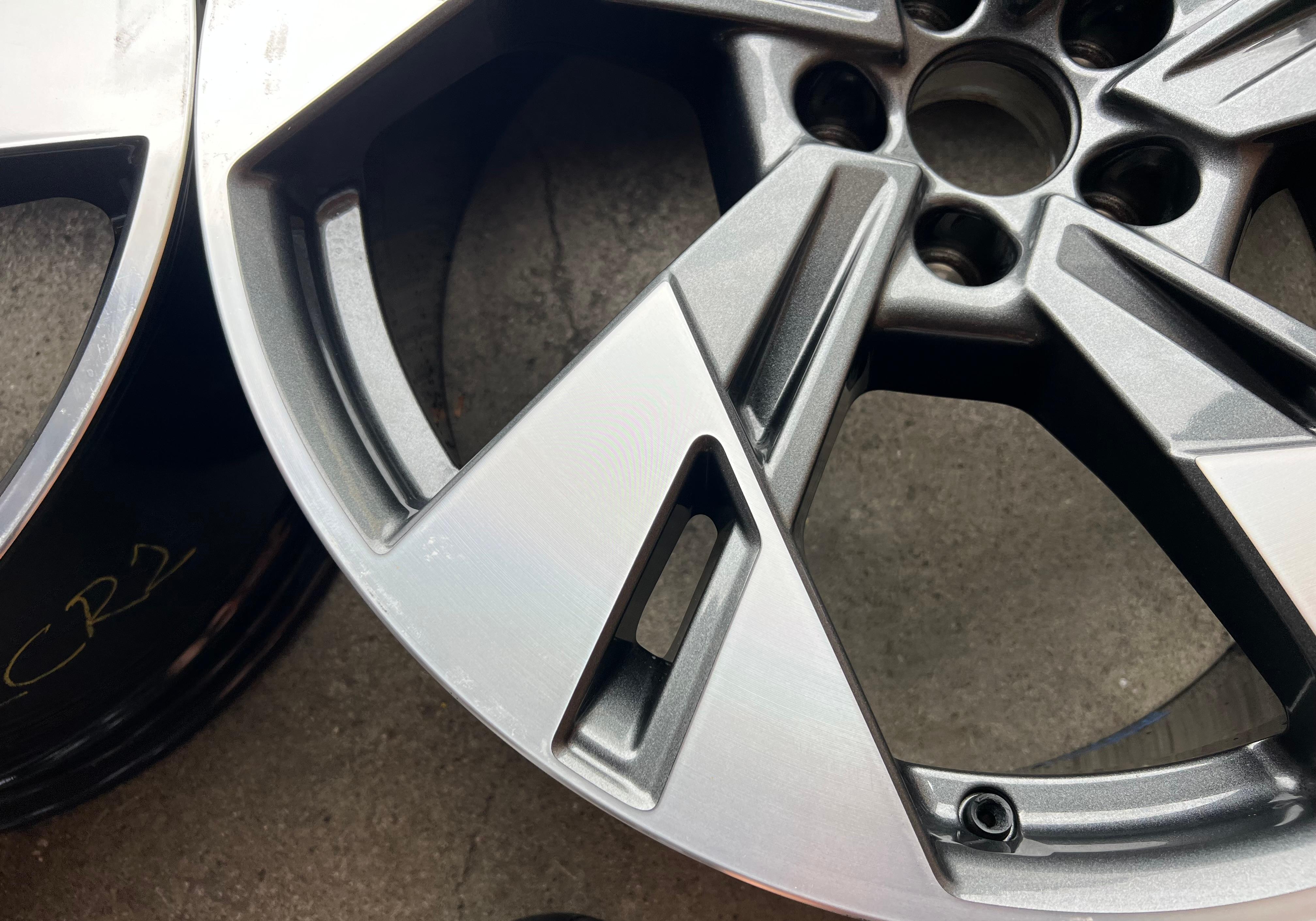 4 ORIGINAL 20" ALUFELGEN FELGEN AUDI E-TRON 4KE 9x20 ET38 4KE601025T FREIHAUS