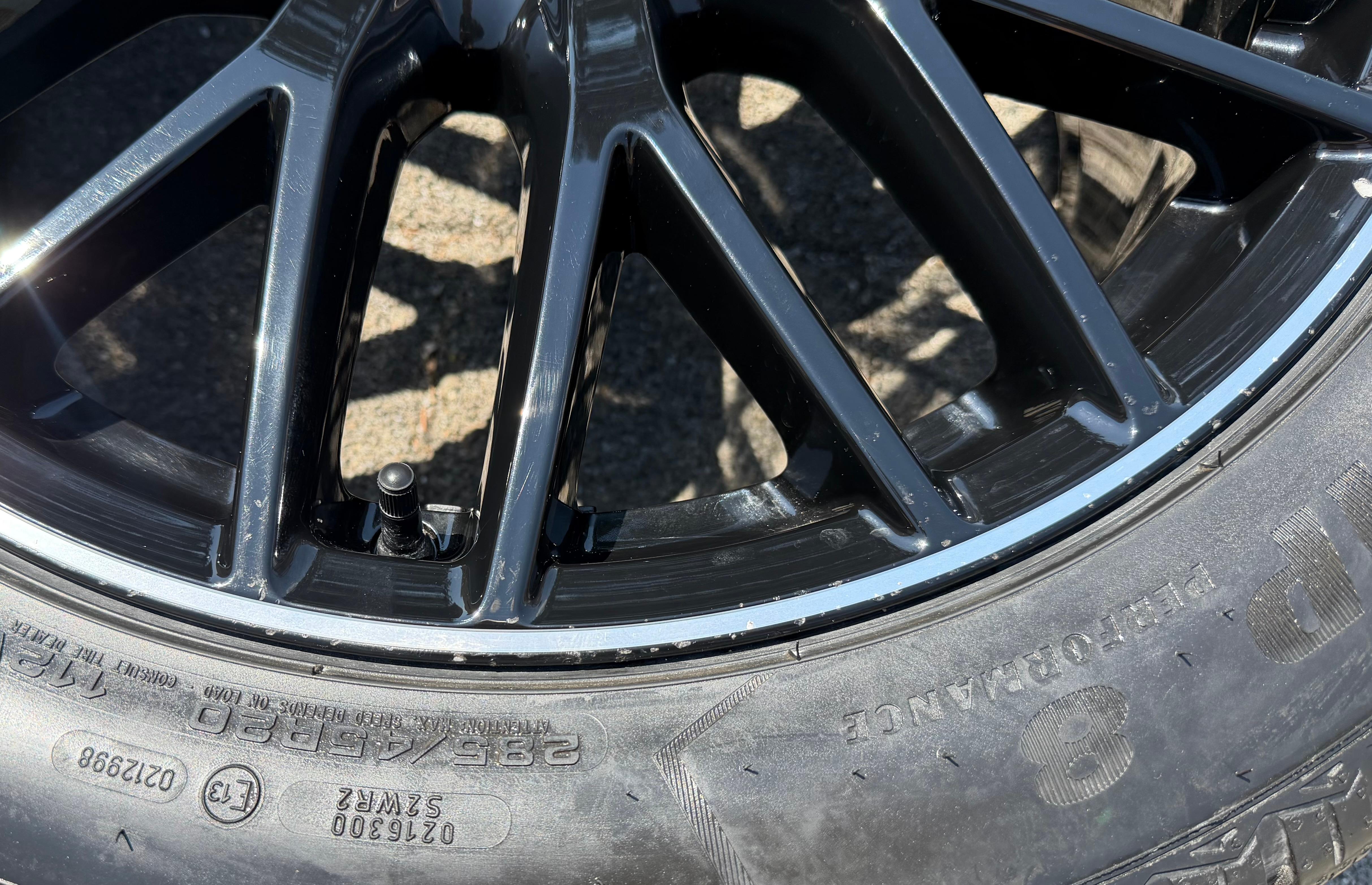 4 originele 20" aluminium wintervelgen voor Audi Q7 4M 4M0601025CR 285/45R20 112V Goodyear