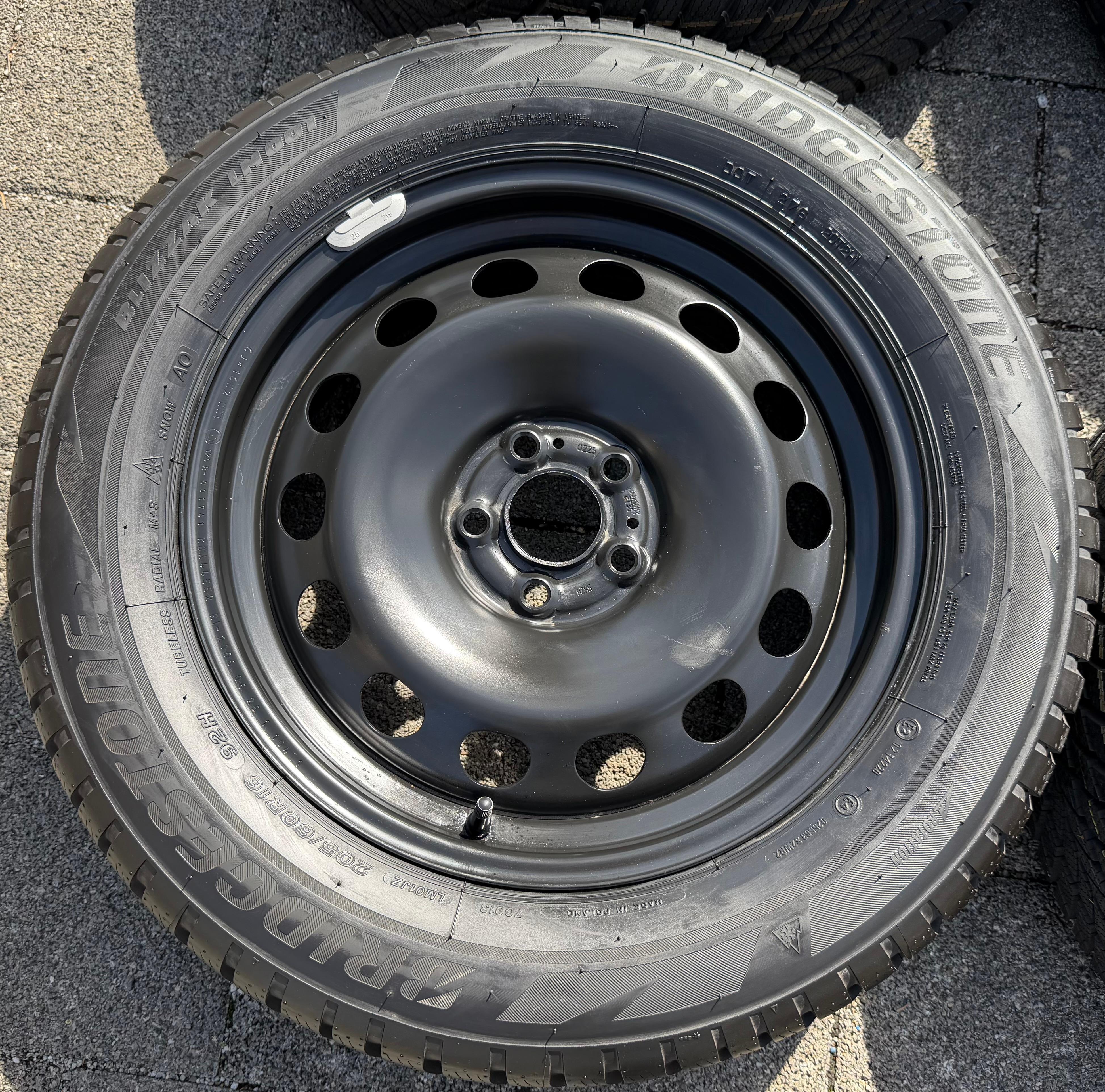 4 Winterräder VW T-Cross C1 Taigo CS Skoda Scala Kamiq 205/60R16 92H Bridgestone