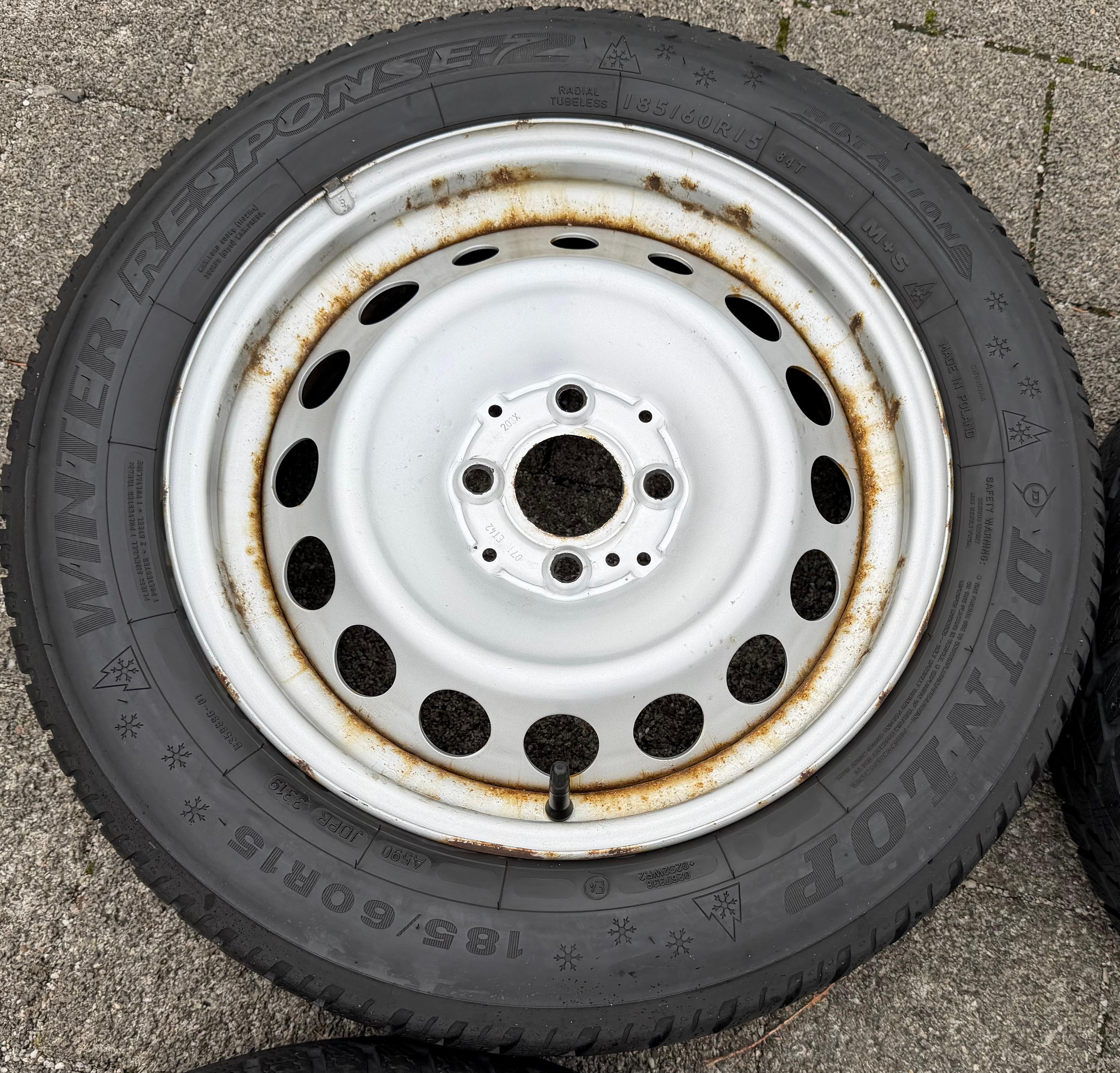 4 originele winterwielen Smart 453 165/65R15 81T 185/60R15 84T Dunlop RDKS 2019