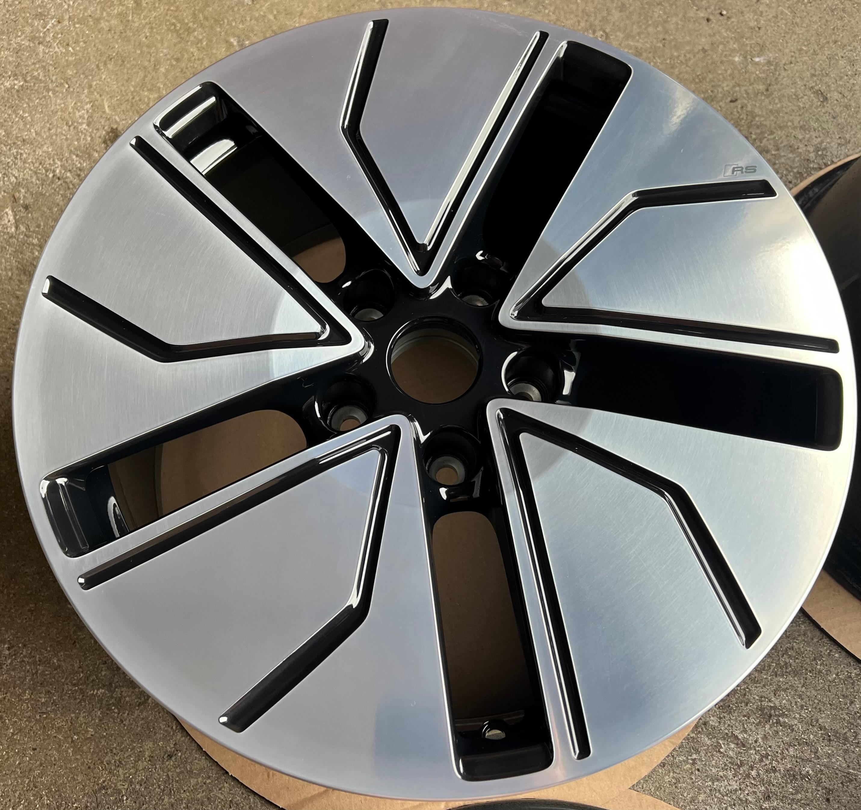 4 ORIGINAL 19" ALUFELGEN AUDI E-TRON GT 4J 4J3601025N 4J3601025P NEU FREIHAUS