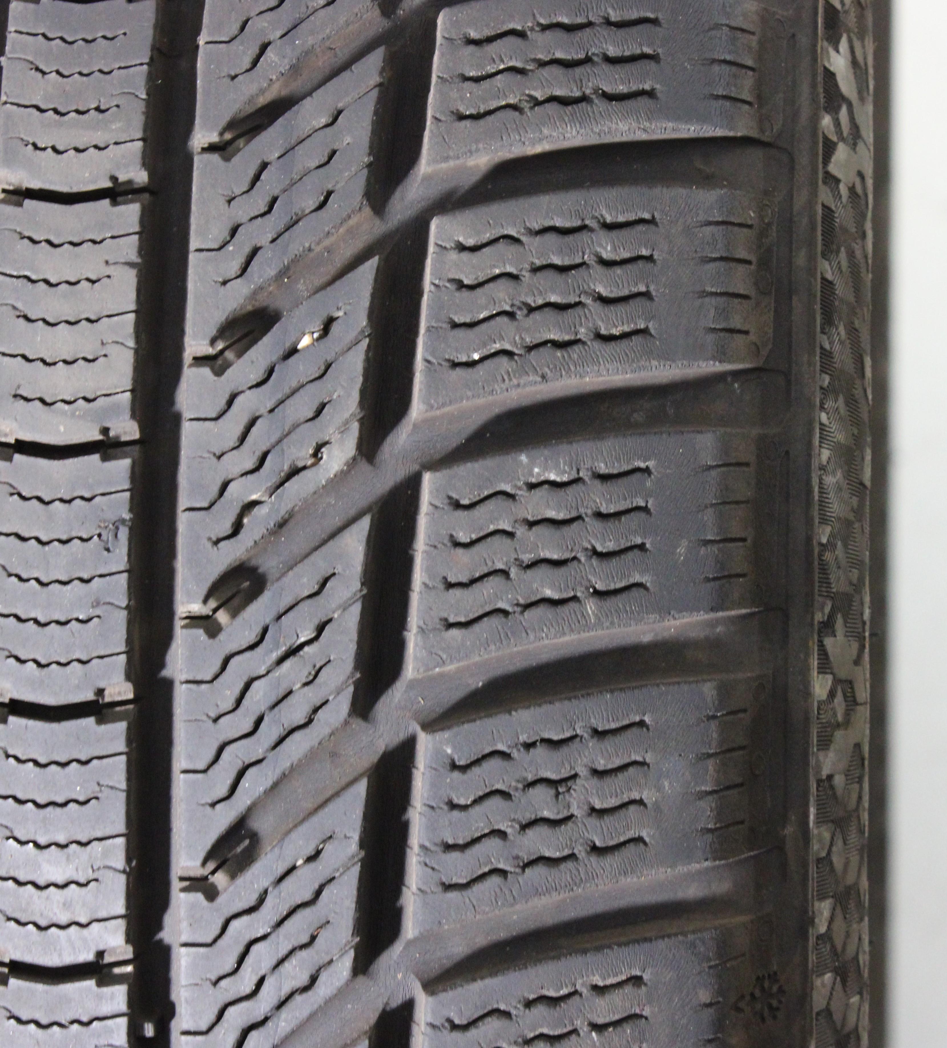 2 x 205/55R17 95V Winterreifen Continental Winter Contact TS870P 5-5,5mm 2022 XL