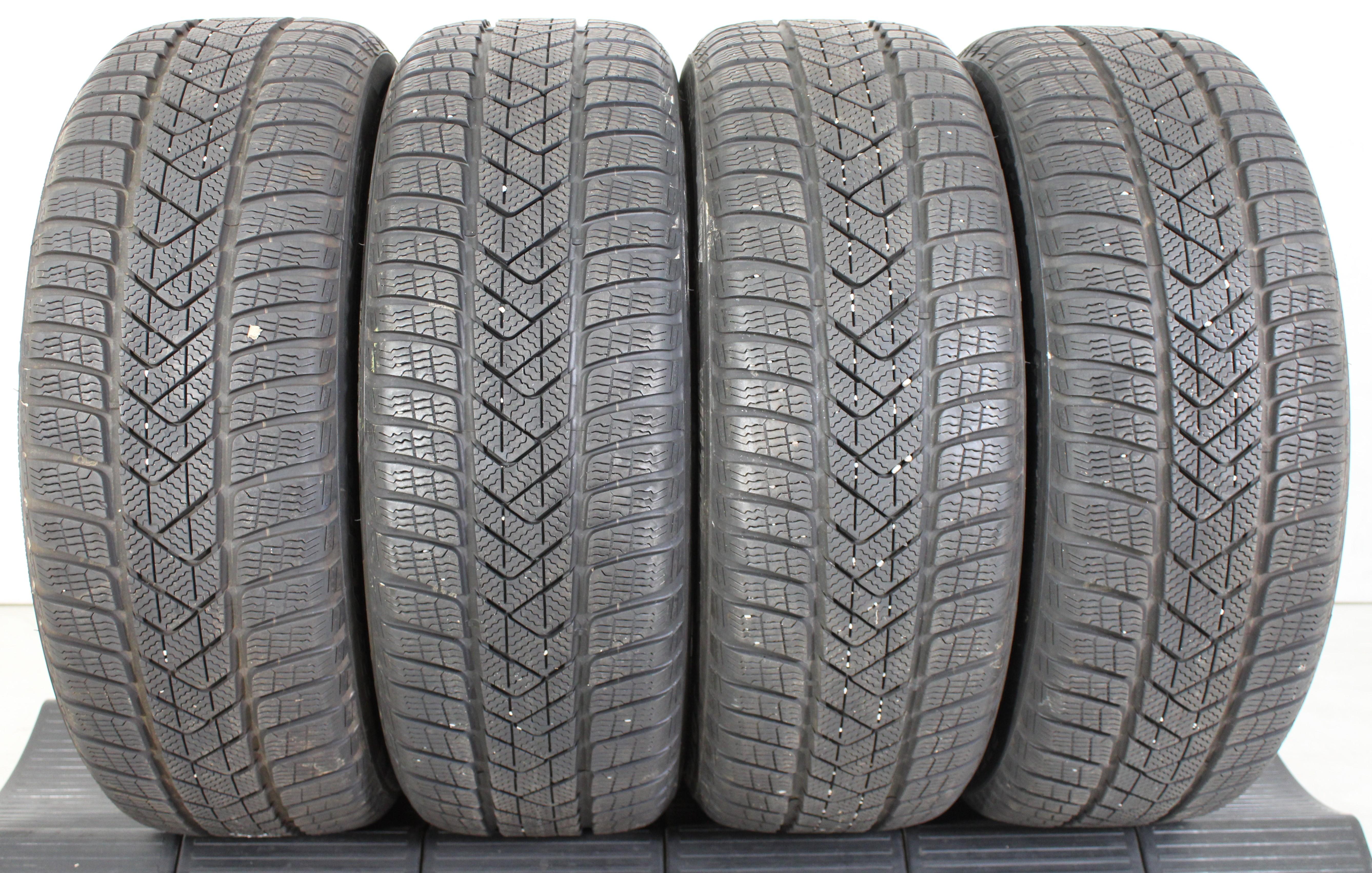 4 x 225/45R19 96V Winterreifen Pirelli Sottozero 3 Runflat 7-7,5mm 1x2019/3x2020 *