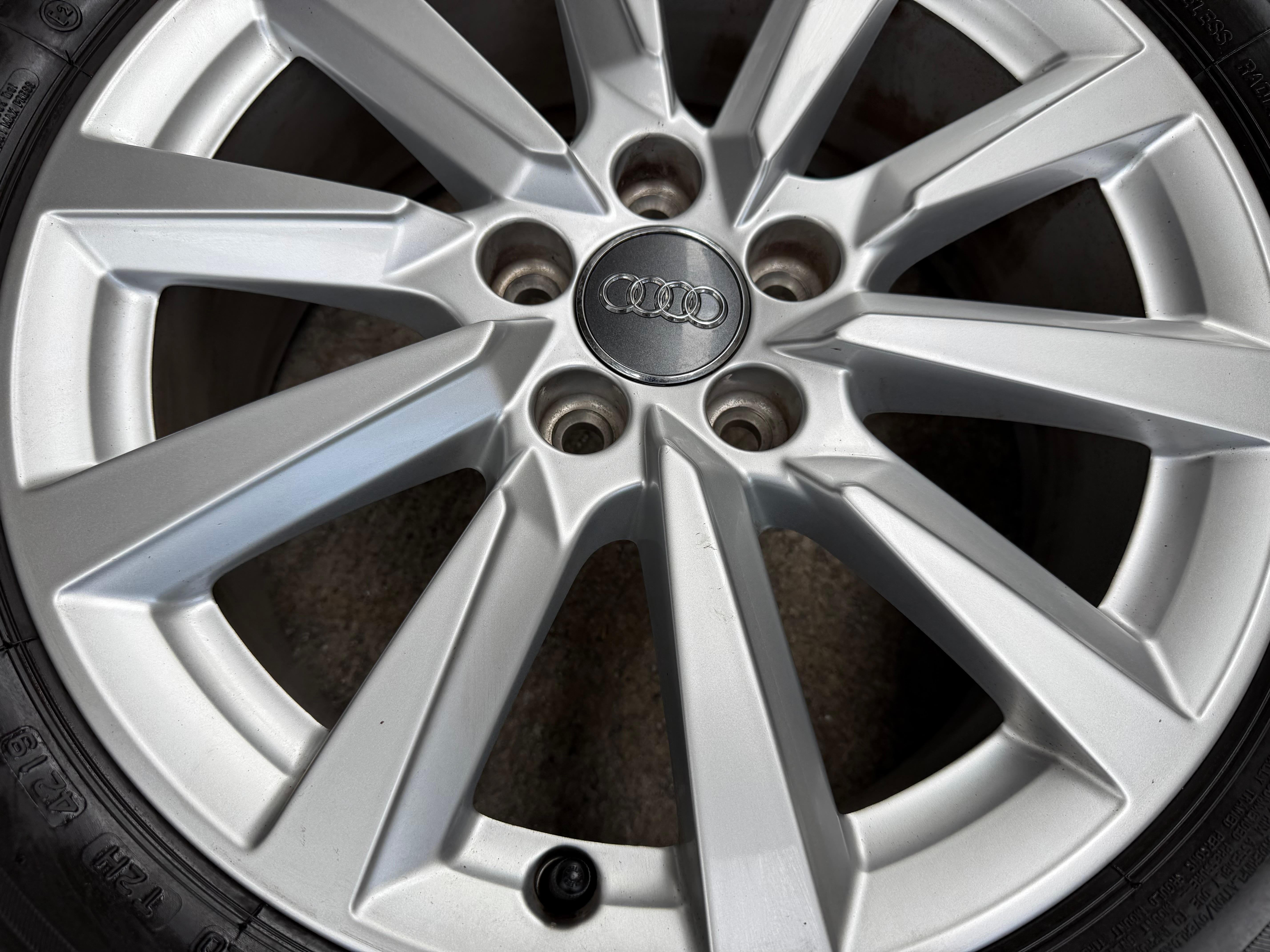 4 Original Alu Winterräder Audi A1 Allstreet GB GBH 82A601025C 205/60R16 92H Bridgestone