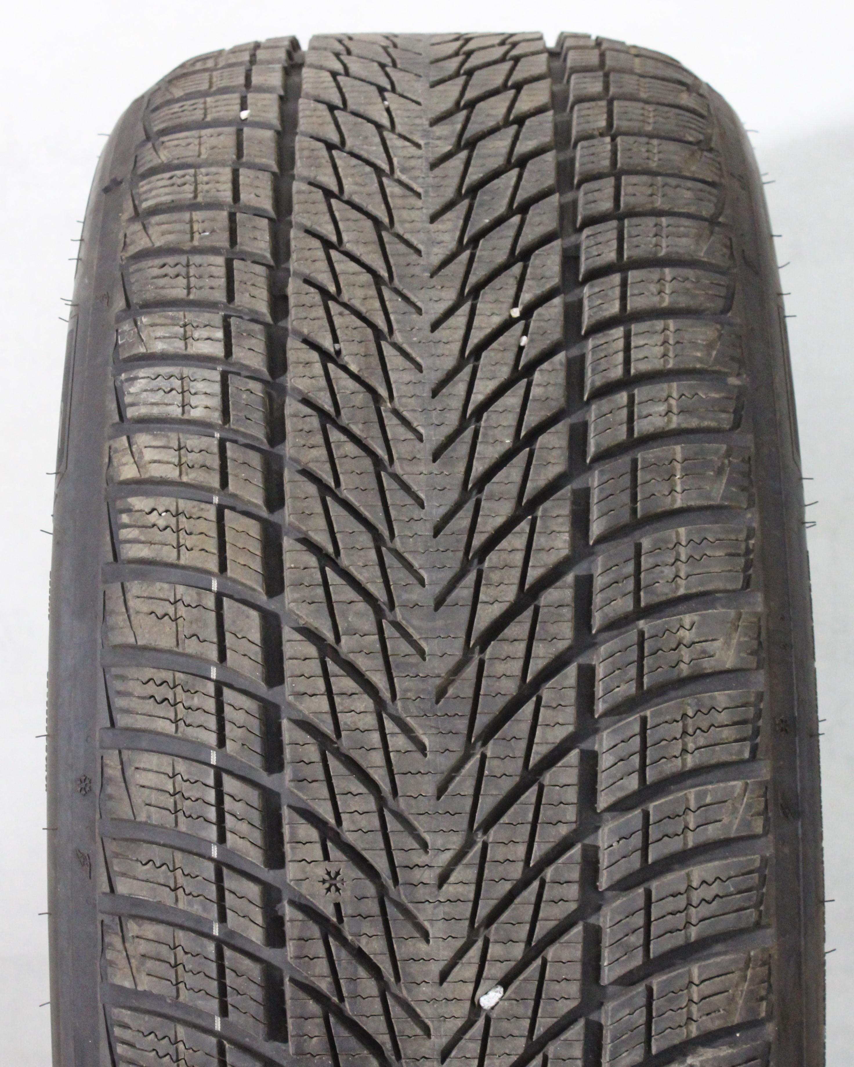 1 x 245/40R19 98H Winterreifen Goodyear Ultra Grip Performance 3 R0 6-6,5mm 2024 XL