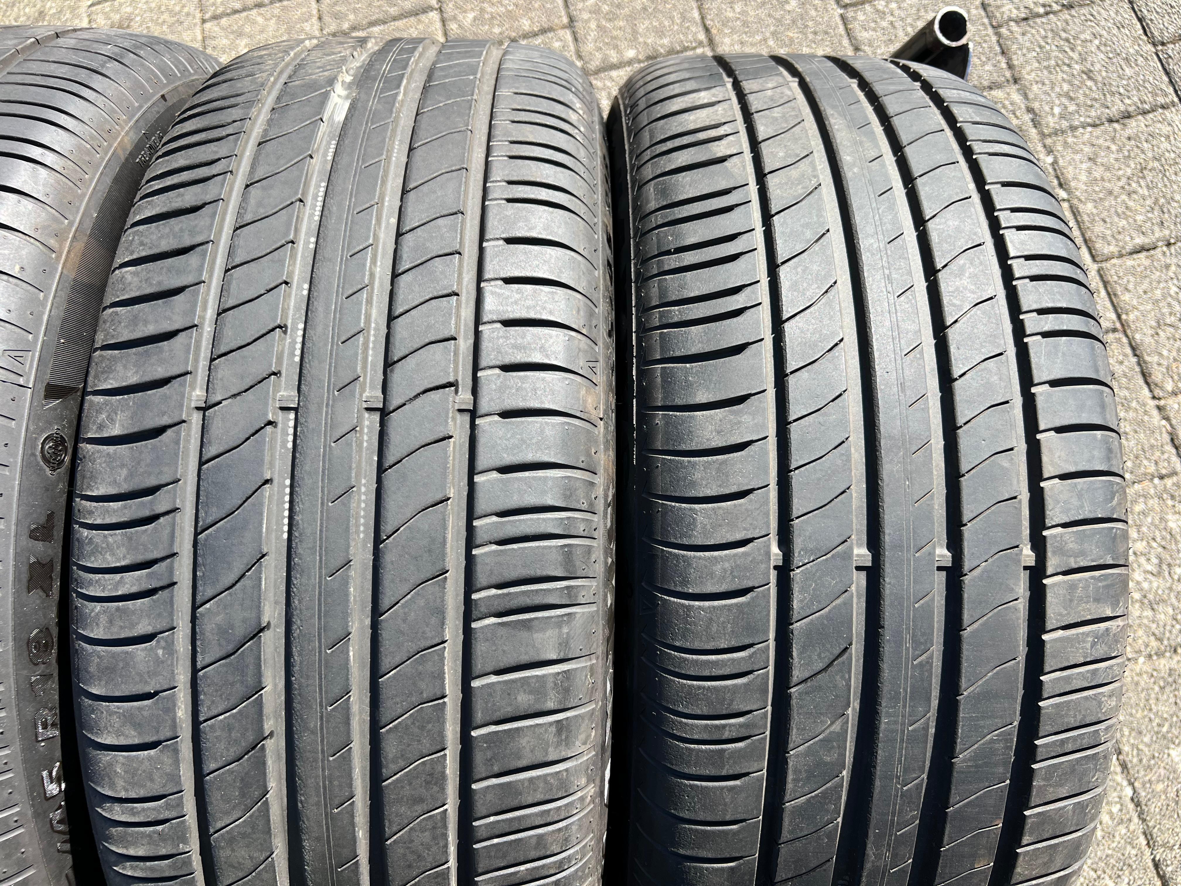 4 ROUES D'ÉTÉ ORIGINALES 18" EN ALUMINIUM BMW SÉRIE 1 F70 5A35E68 225/45R18 95Y M975