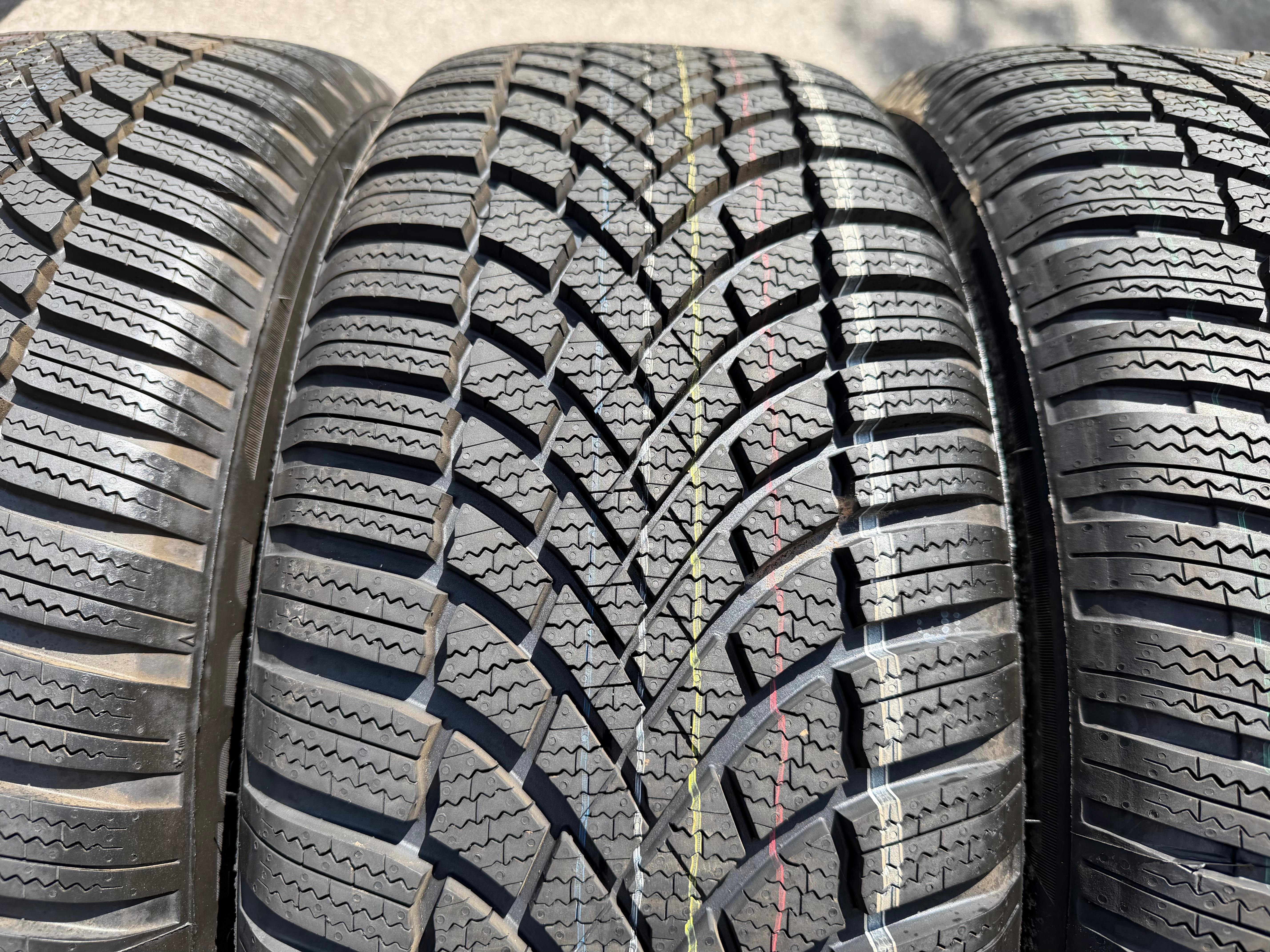 4 ORIGINAL 19" ALU WINTERRÄDER AUDI Q4 E-TRON 235/55R19 101T 255/50R19 103T NEU