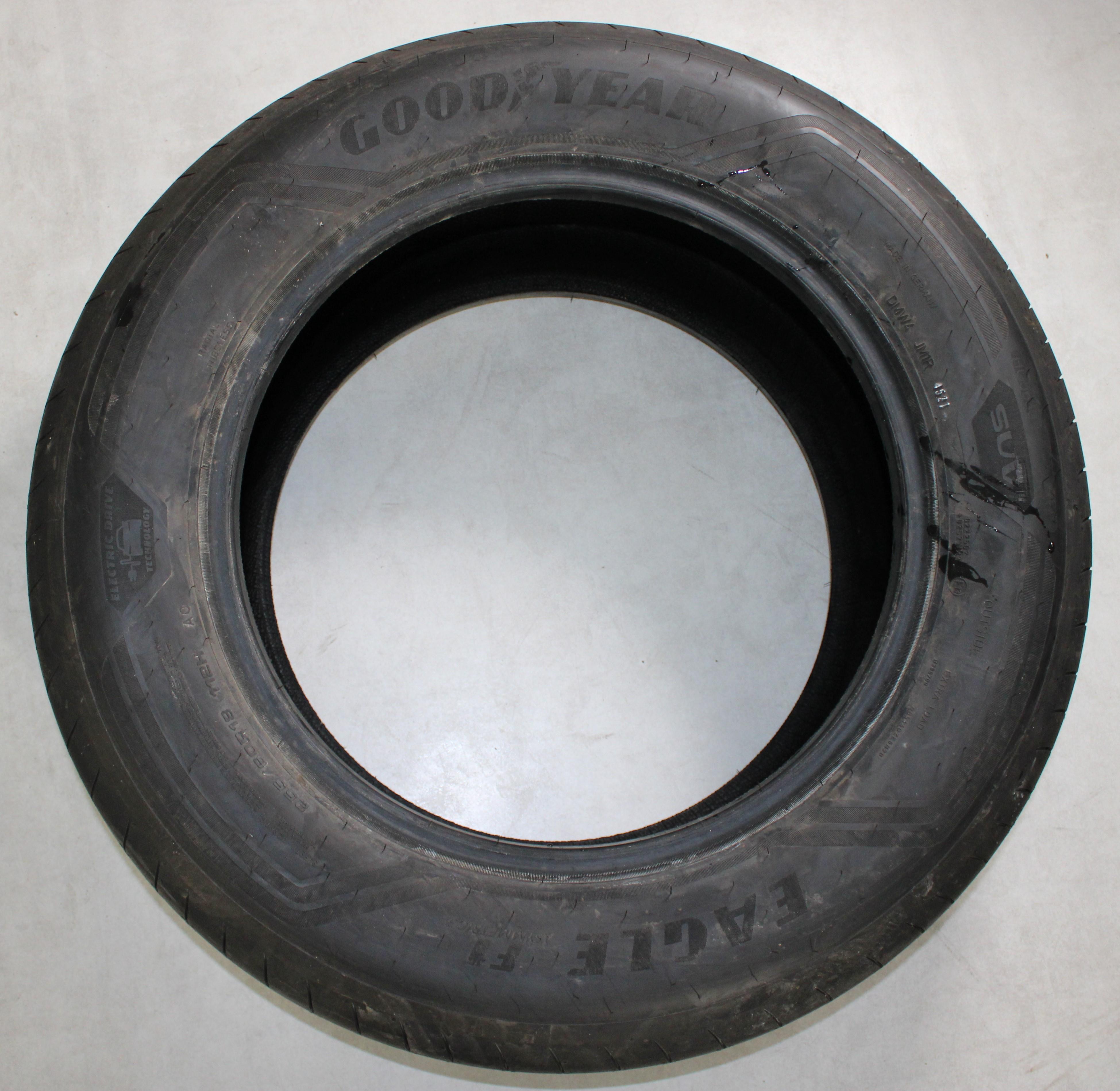 1 x 255/60R18 112H Sommerreifen Goodyear Eagle F1 Asymmetric 3 AO Volles Profil 2021