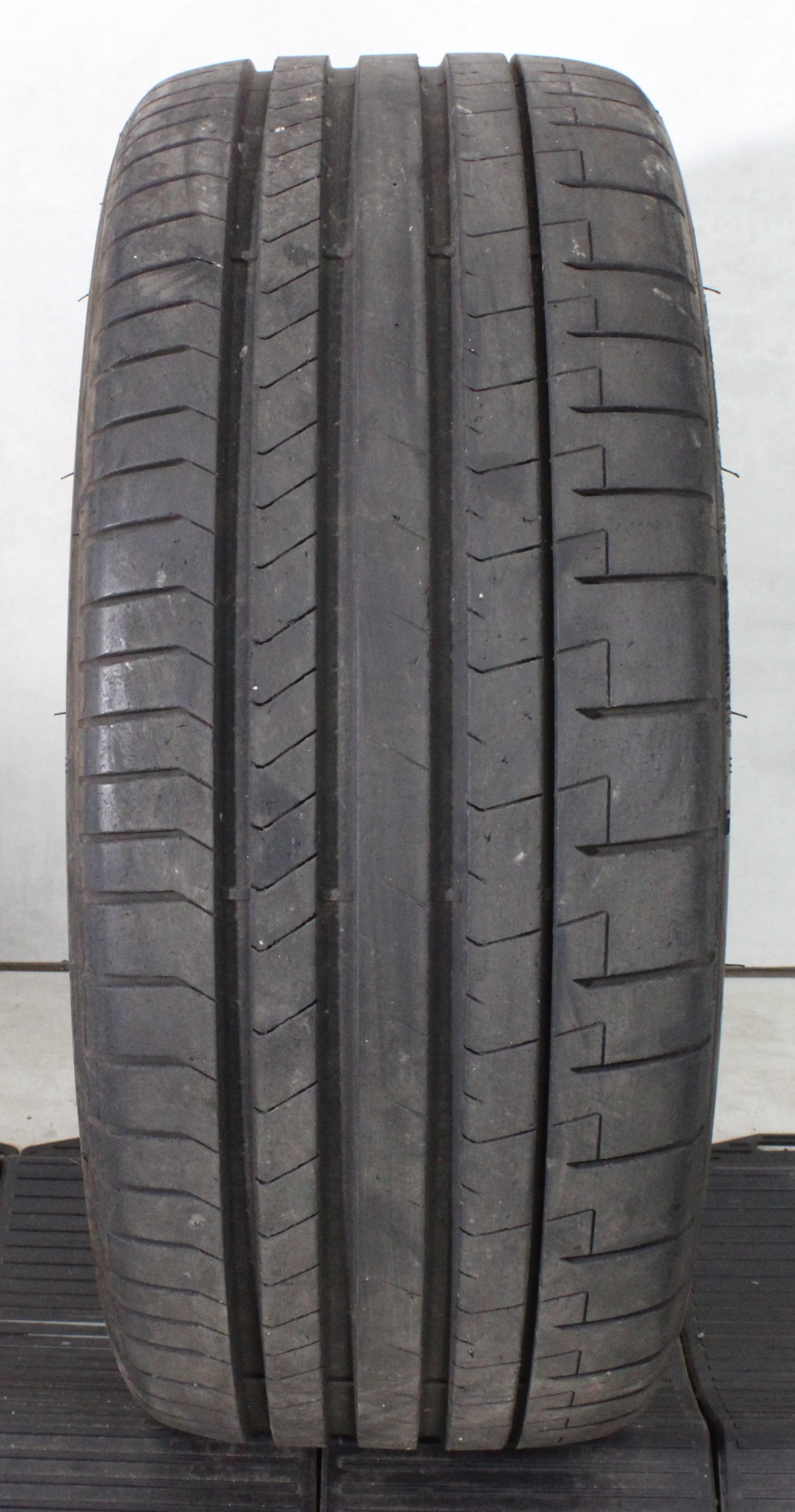 1 neumático de verano Pirelli P Zero PZ4 255/35R20 97Y * Profundidad de dibujo: 5,5-6 mm 2025