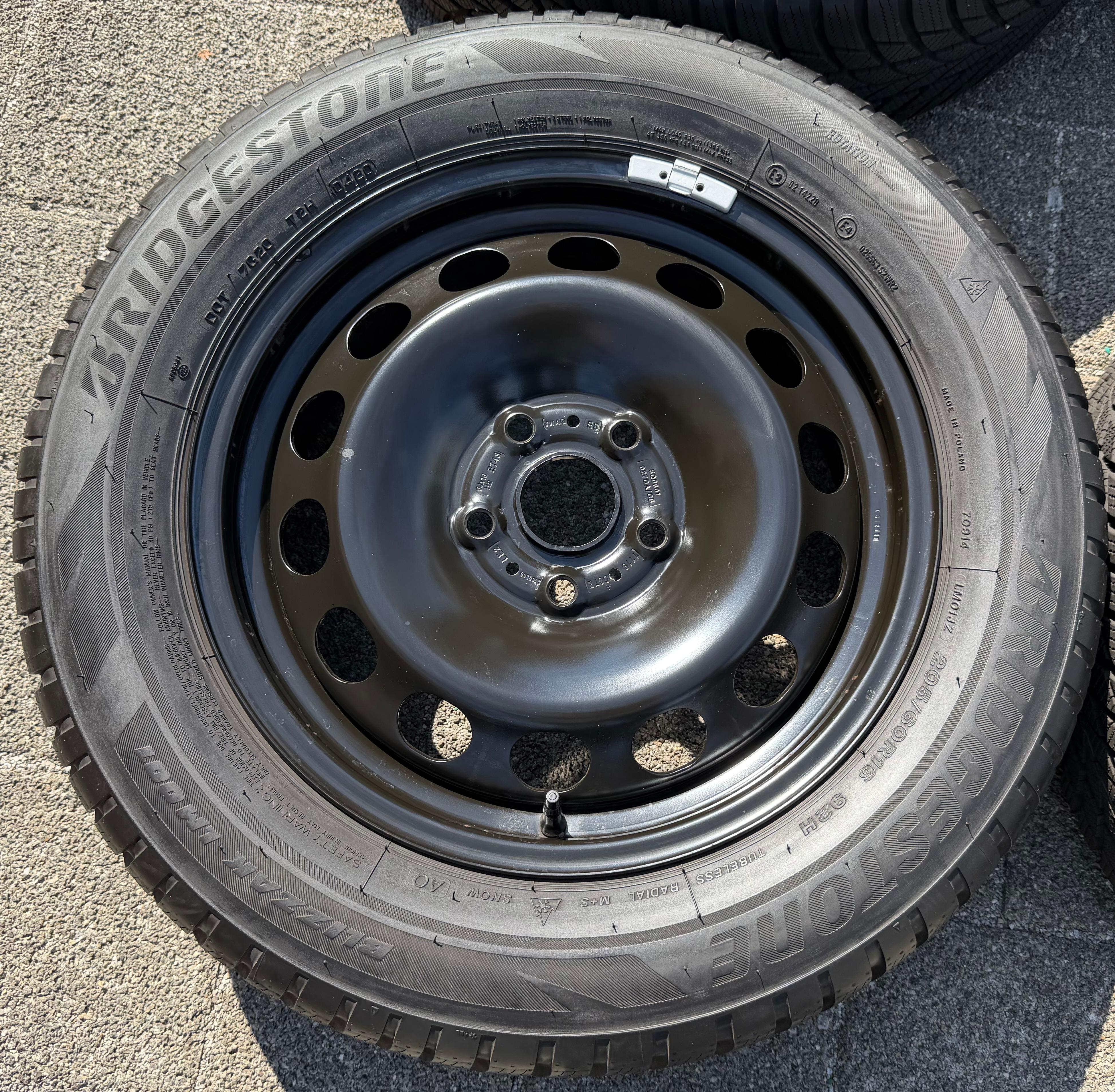 4 Winterräder Audi Q2 GA VW T-Roc Skoda Karoq 205/60R16 92H Bridgestone 5Q0601027AM