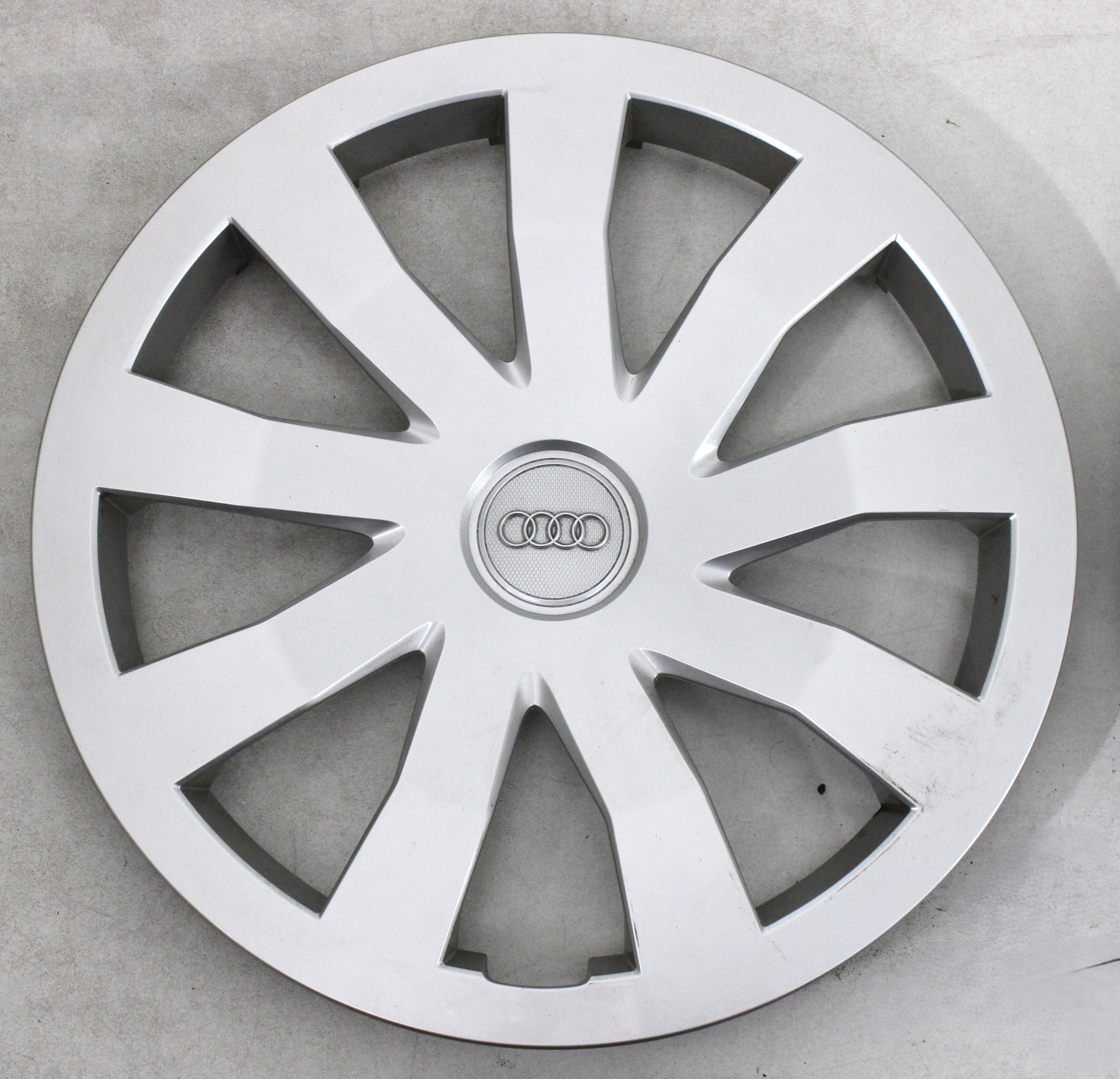 4 TAPACUBOS EMBELLECEDORES DE RUEDA ORIGINALES DE 15" PARA AUDI A1 GB 82A601147 15 PULGADAS