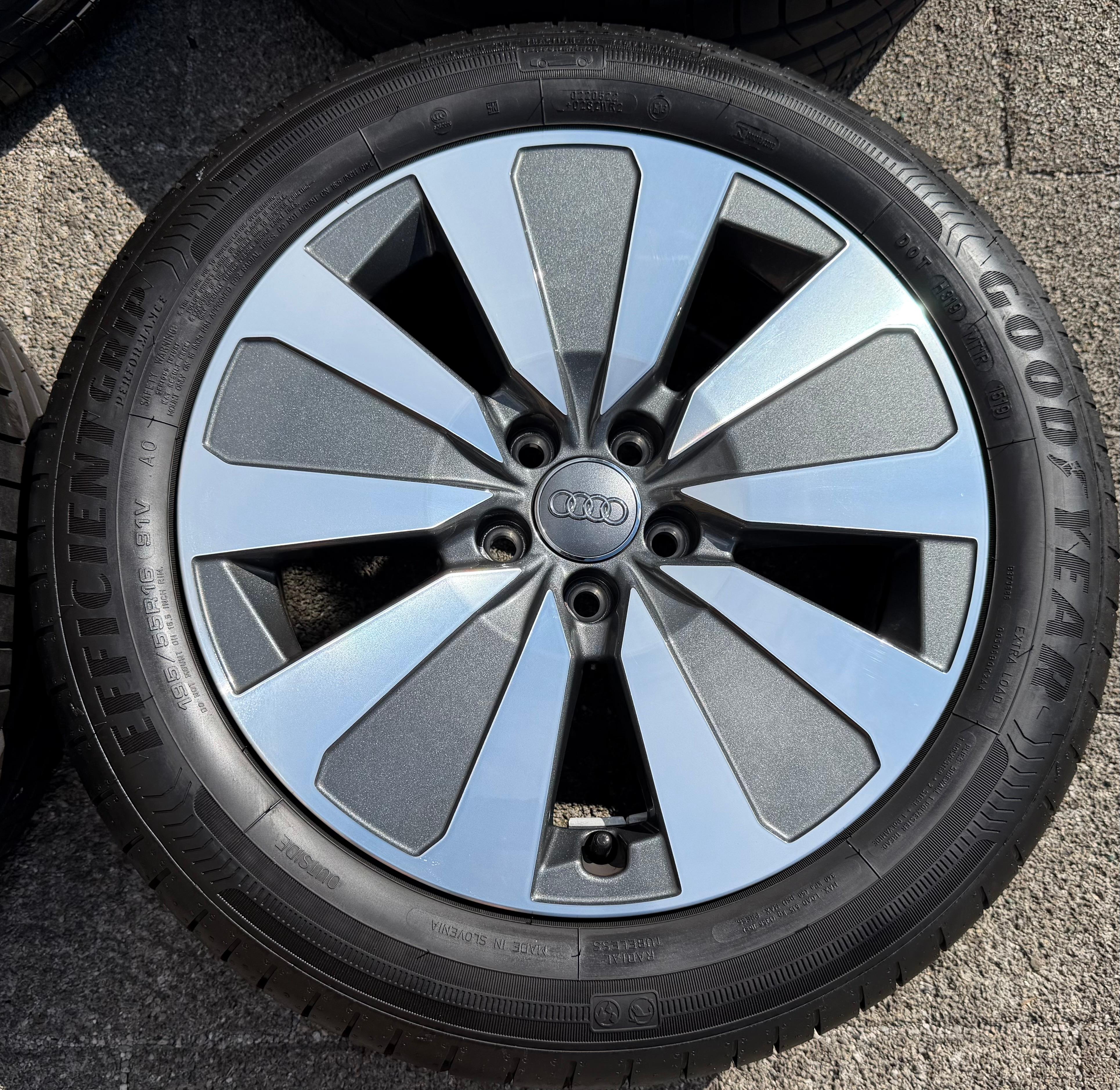 4 Original Alu Sommerräder Audi A1 GB 82A601025D 195/55R16 91V Goodyear