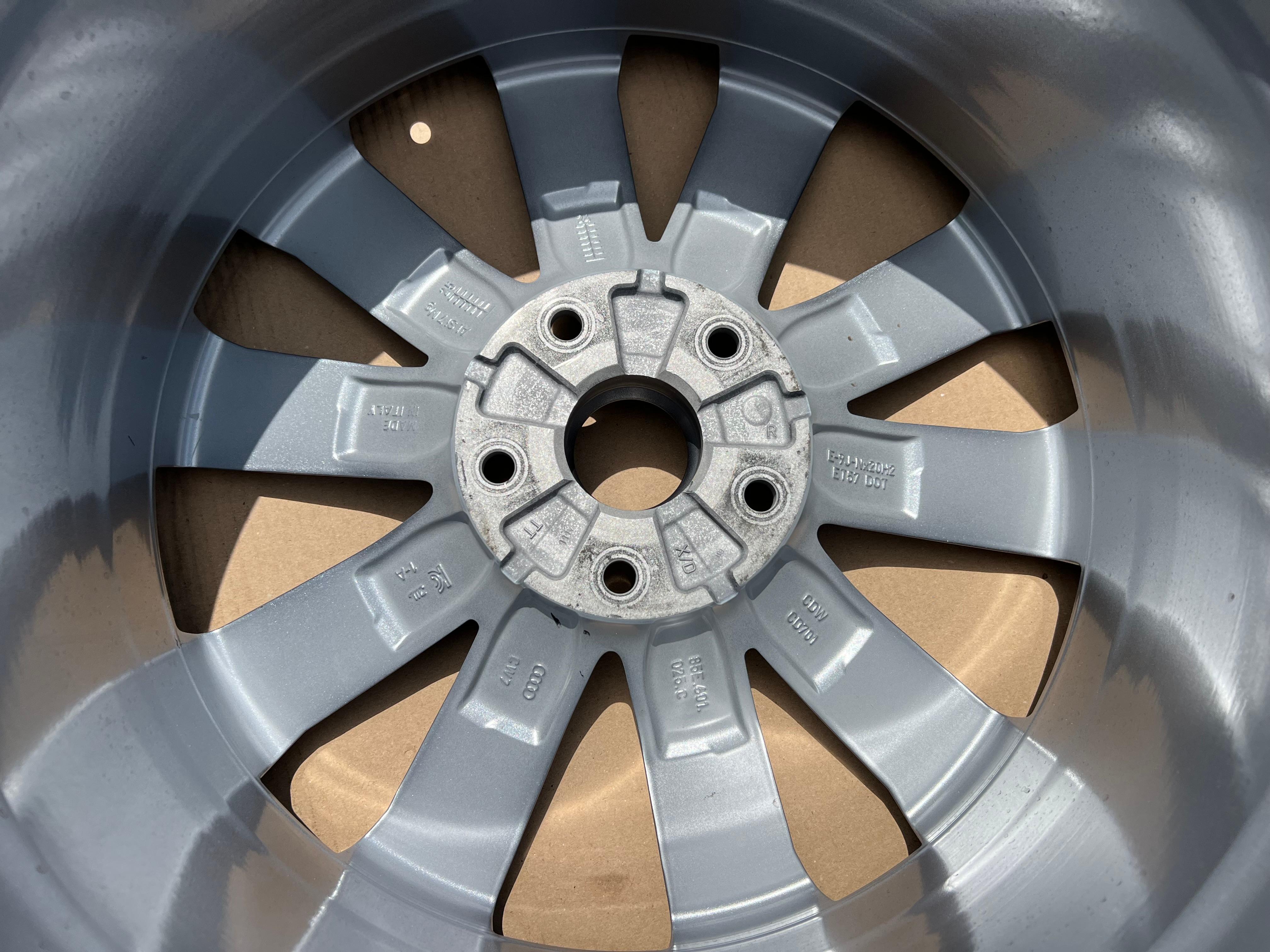 1 X LLANTA DE ALEACIÓN ORIGINAL DE 20" PARA AUDI A6 E-TRON GH5 GHA 85E601025C CON ENVÍO GRATUITO