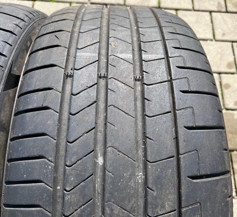 2 x 275/40R22 107Y Sommerreifen Pirelli Pzero PZ4 5,5mm 2018 PNCS
