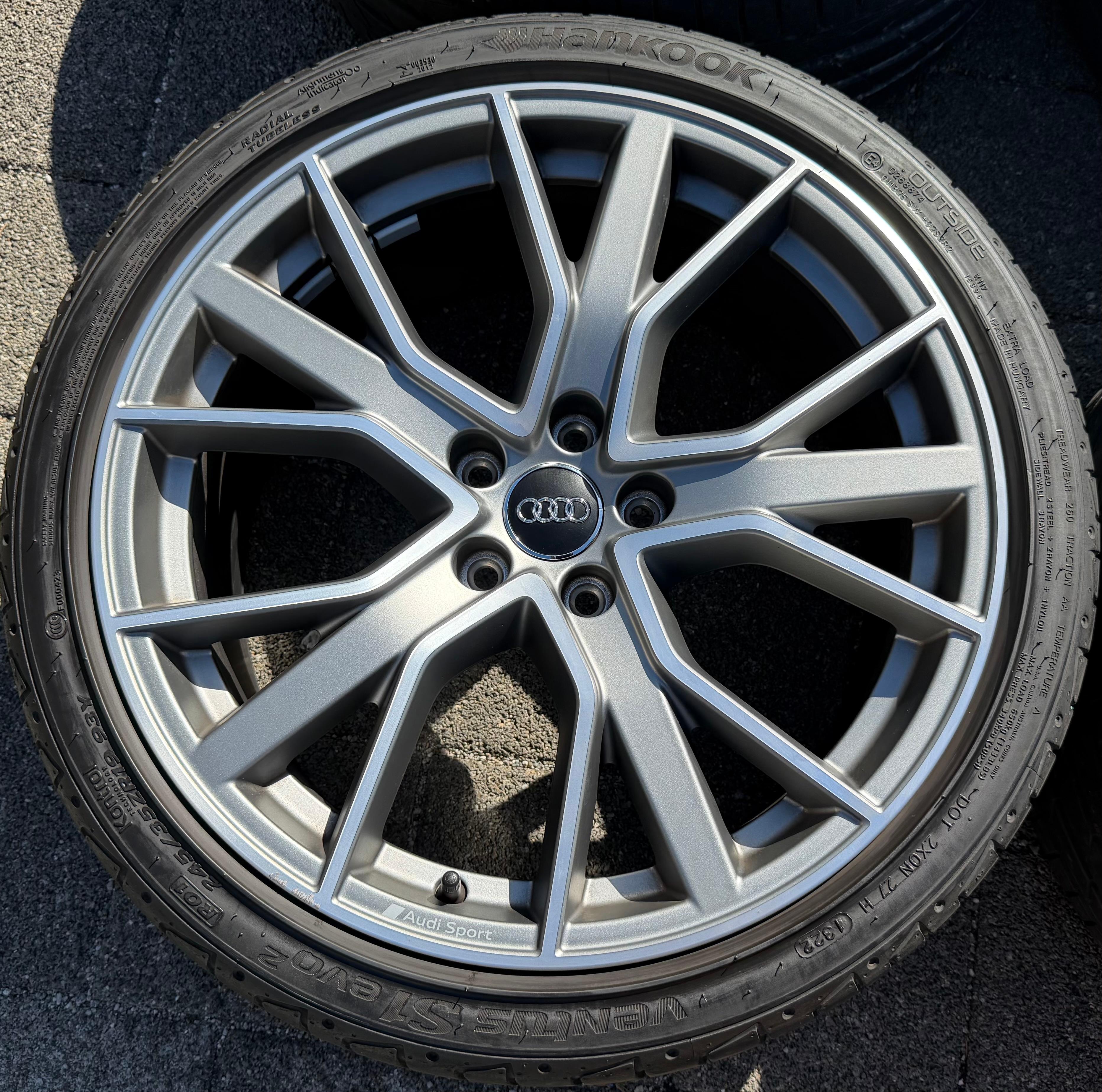 4 originele 19" lichtmetalen zomerwielen Audi A4 S4 8W B9 8W0601025DH 245/35R19 93Y Hankook