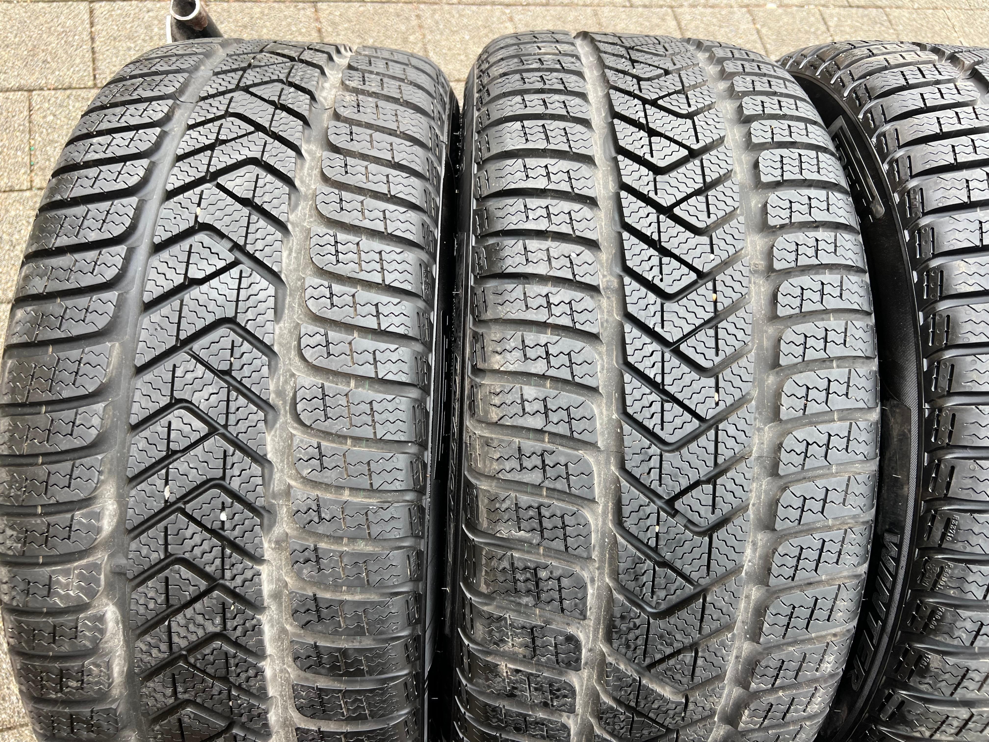4 CERCHI INVERNALI ORIGINALI IN ALLUMINIO DA 18" AUDI TT TTS 8S 8S0601025D 245/40R18 98V PIRELLI CONSEGNA GRATUITA