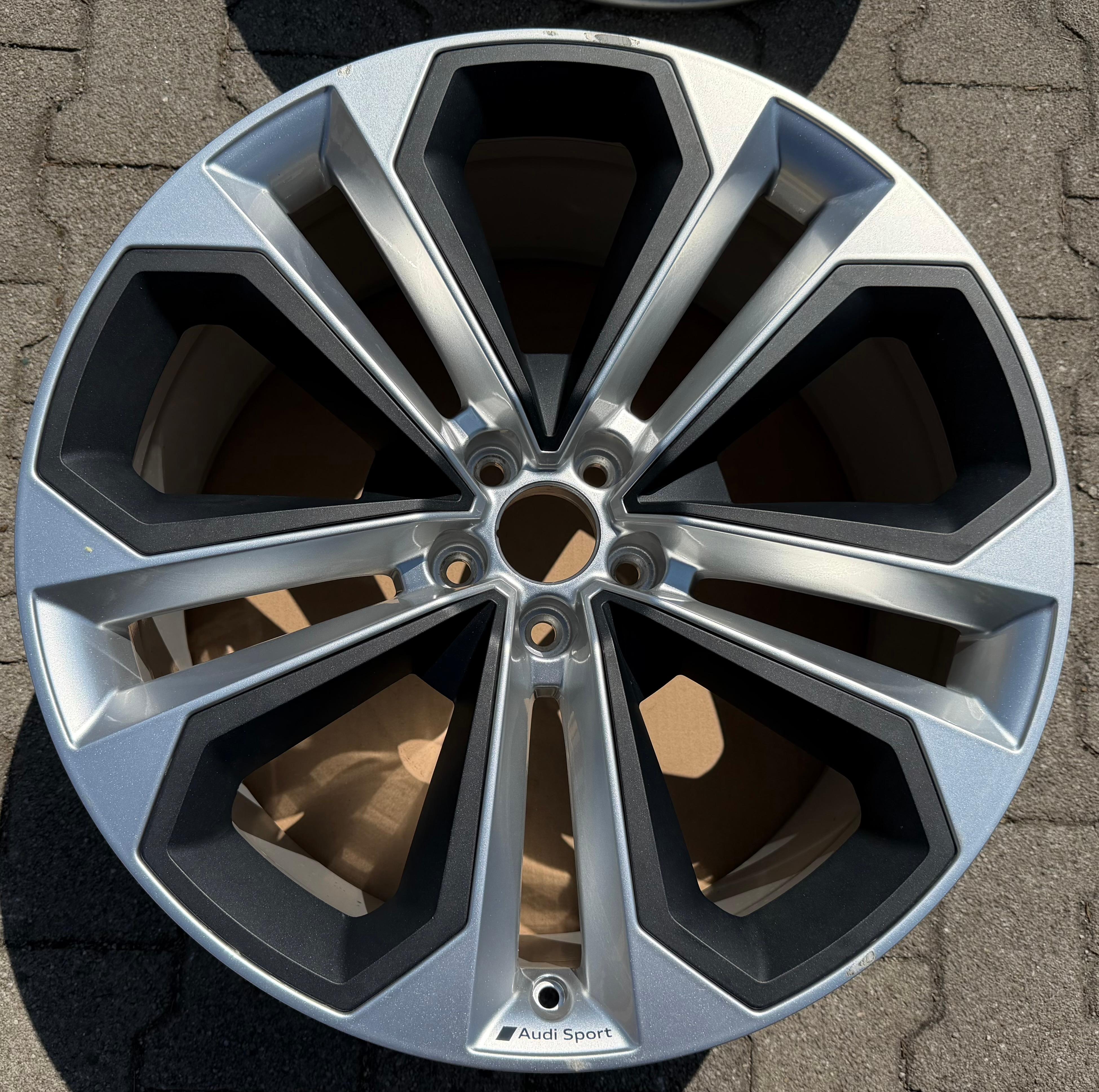 1 X ORIGINAL 21" ALUFELGE FELGE AUDI Q7 4M 9,5x21 ET31 4M0601025AK