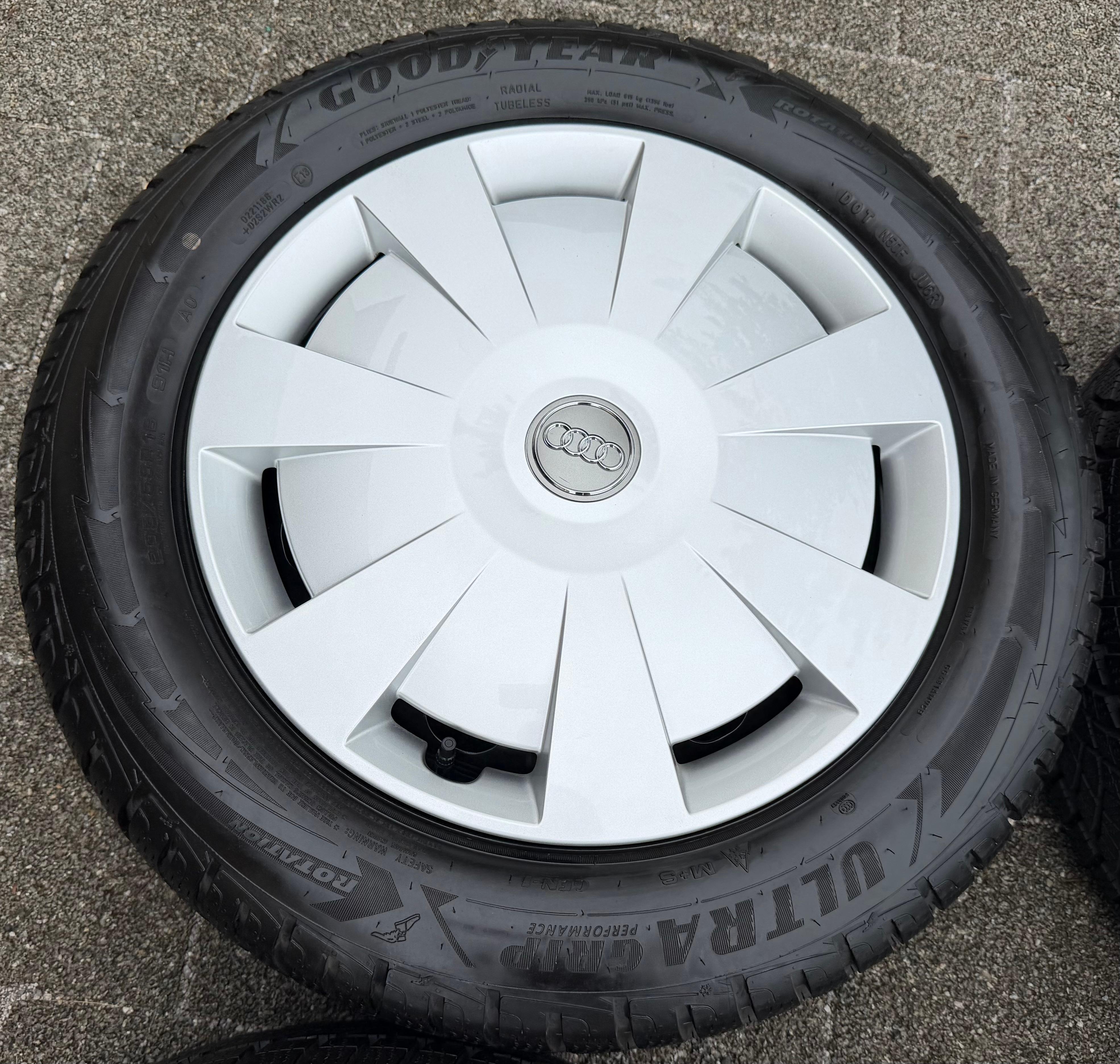 4 Winterräder Audi A3 8V Sportback Cabrio  205/55R16 91H Goodyear 8V0601027A