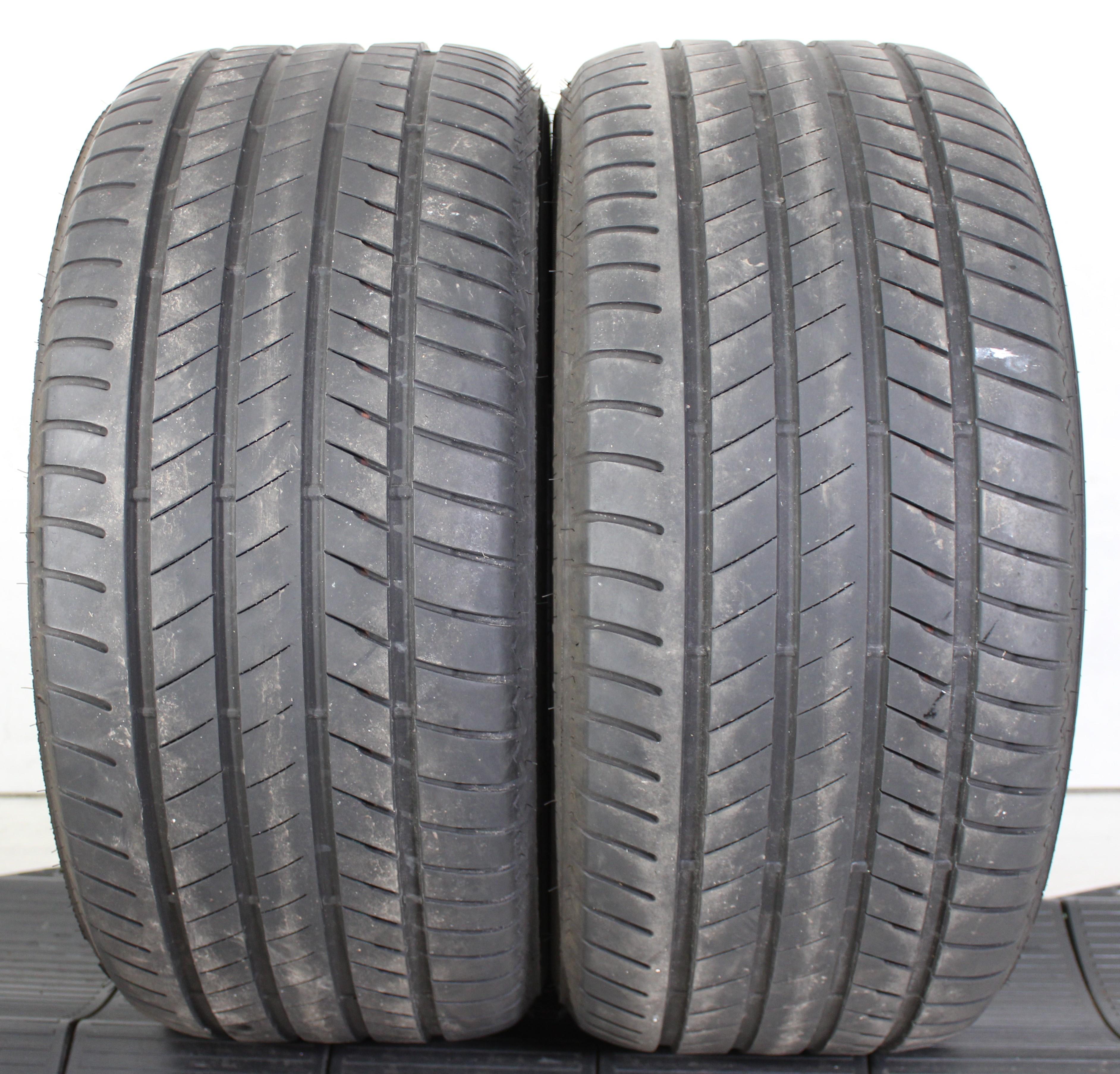 2 x 305/40R20 112Y Sommerreifen Bridgestone Alenza 001 Runflat in der Mitte 5mm und auf der Schultern 6mm. 2022 *