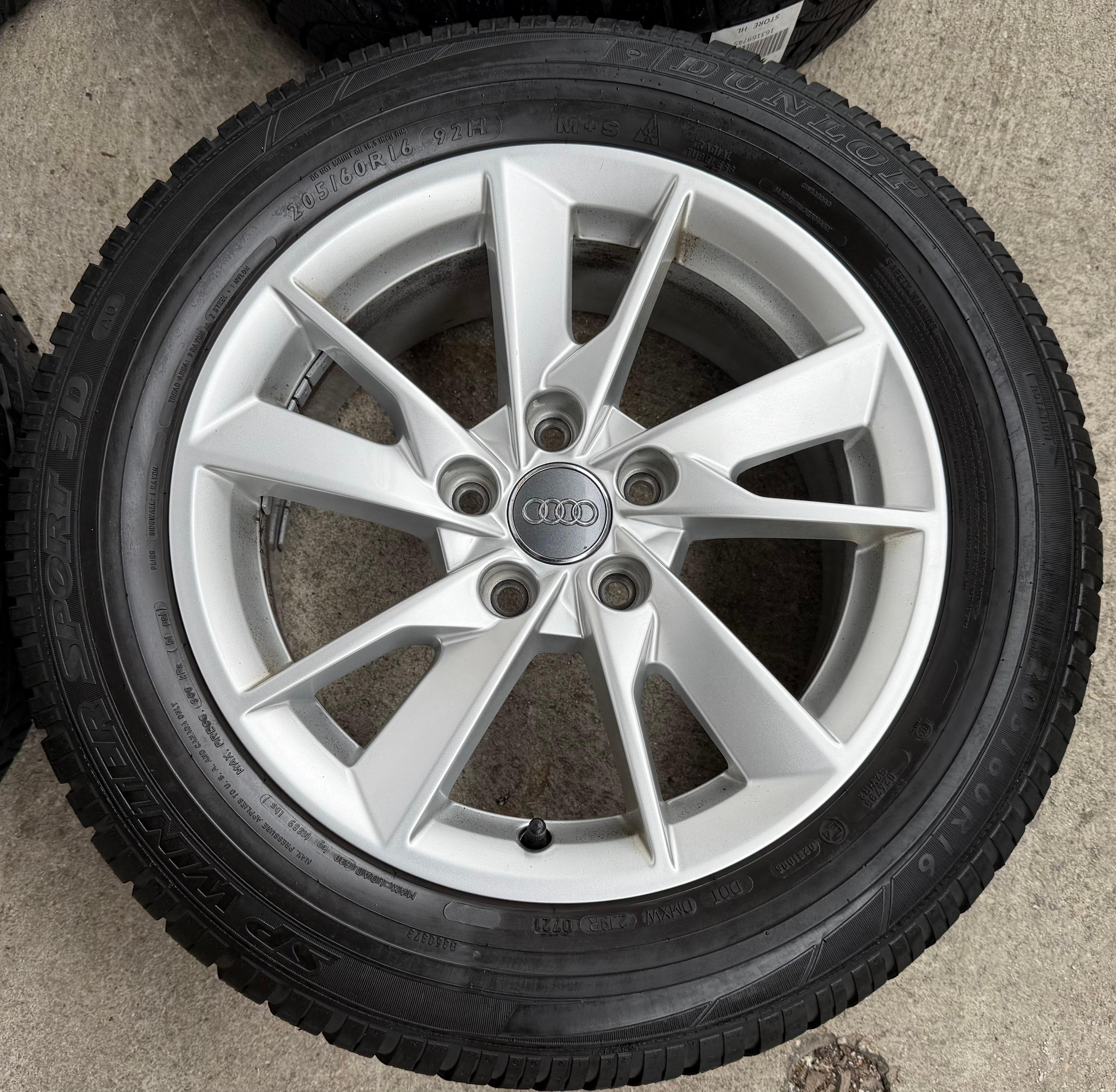 4 Original Alu Winterräder Audi A4 8W B9 8W0601025A 205/60R16 92H Dunlop