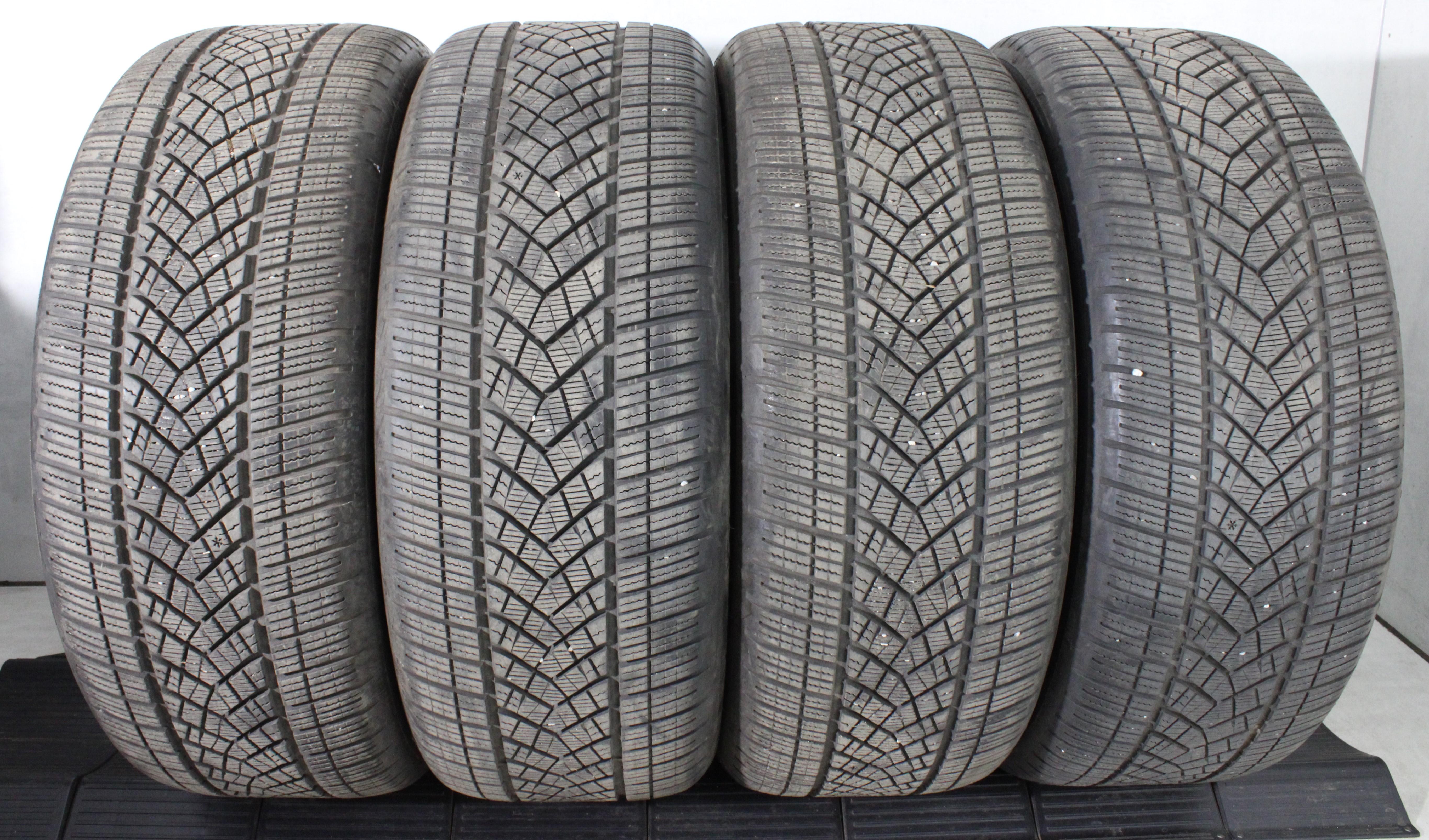4 x 255/50R21 109H Winterreifen Goodyear Ultra Grip Performance + 2x5,5-6mm/2x6-6,5mm 2022 *