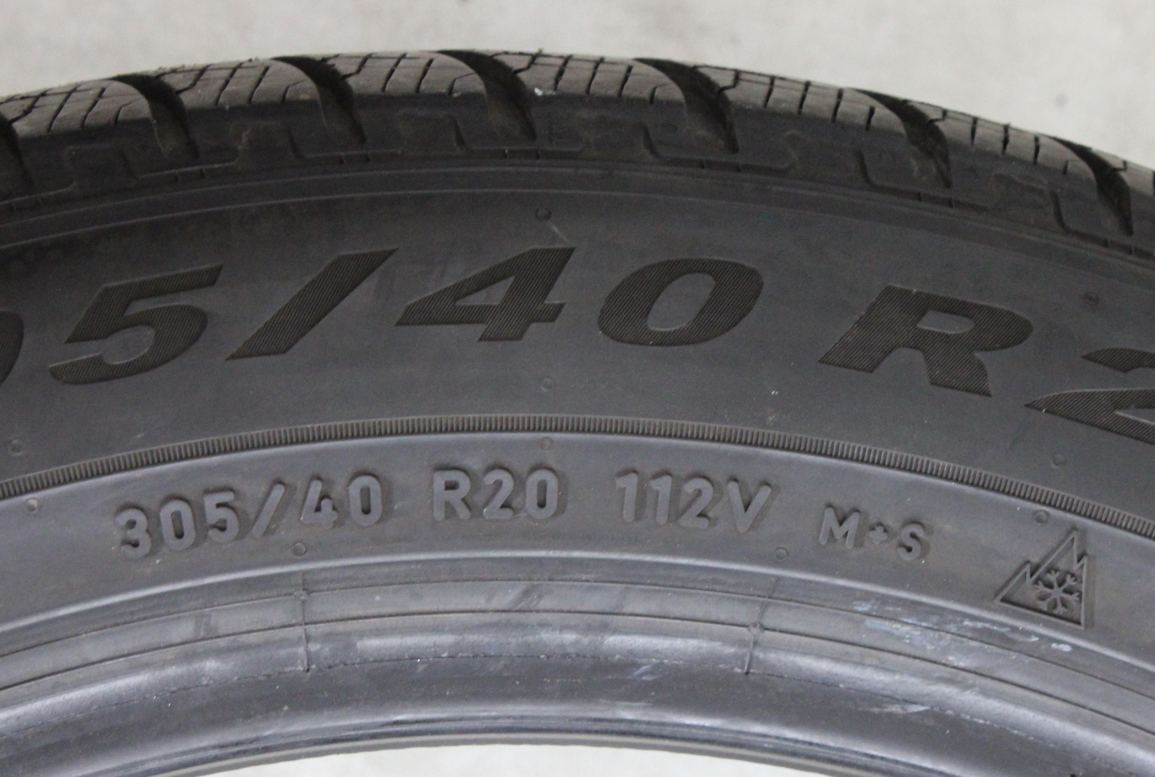 2 pneumatici invernali 305/40R20 112V Pirelli Scorpion Winter N0, 4,5-5 mm, 2018