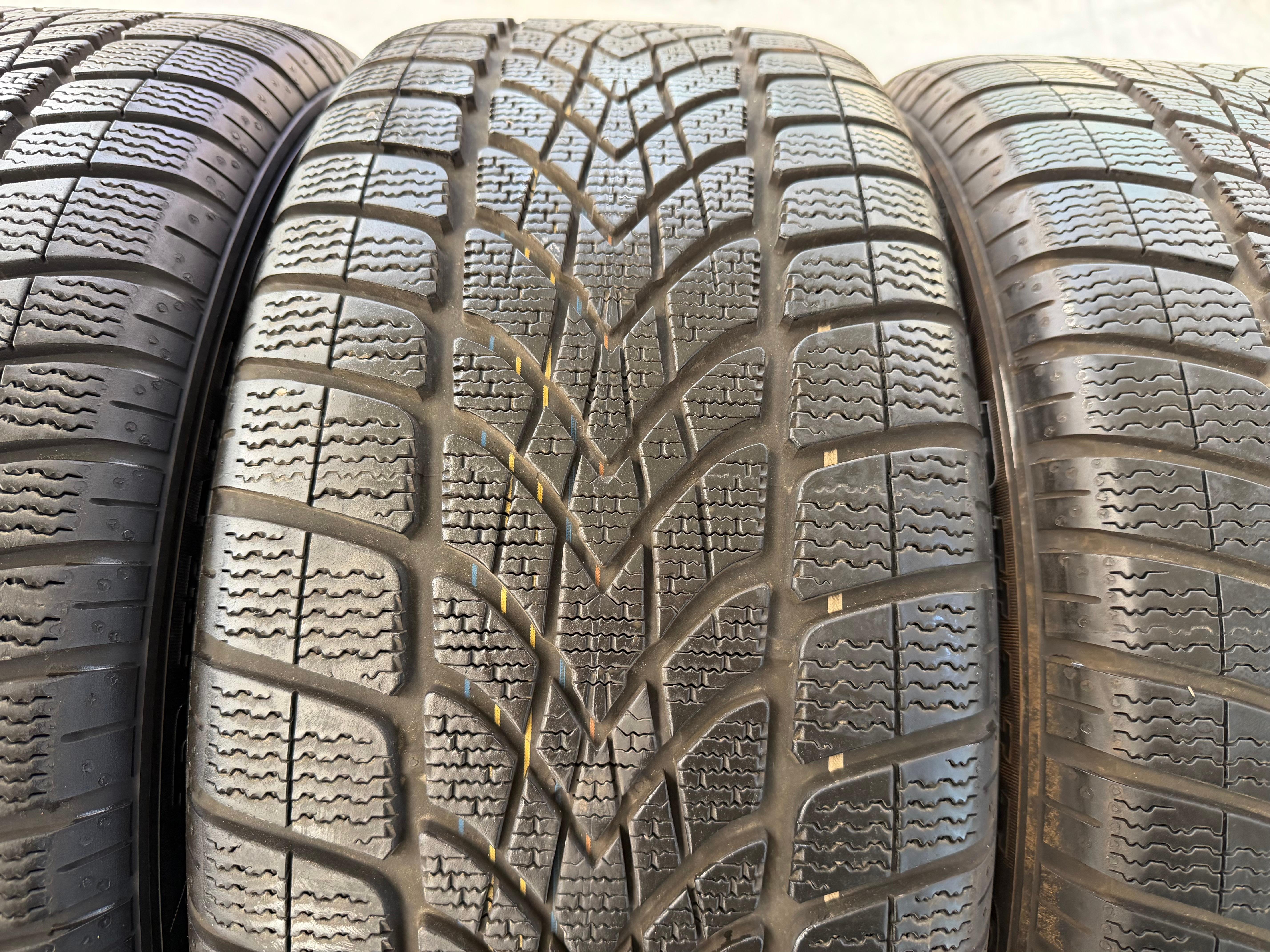 4 Original 20" Alu Winterräder Porsche Macan I & II RS Spyder Felgen Dunlop