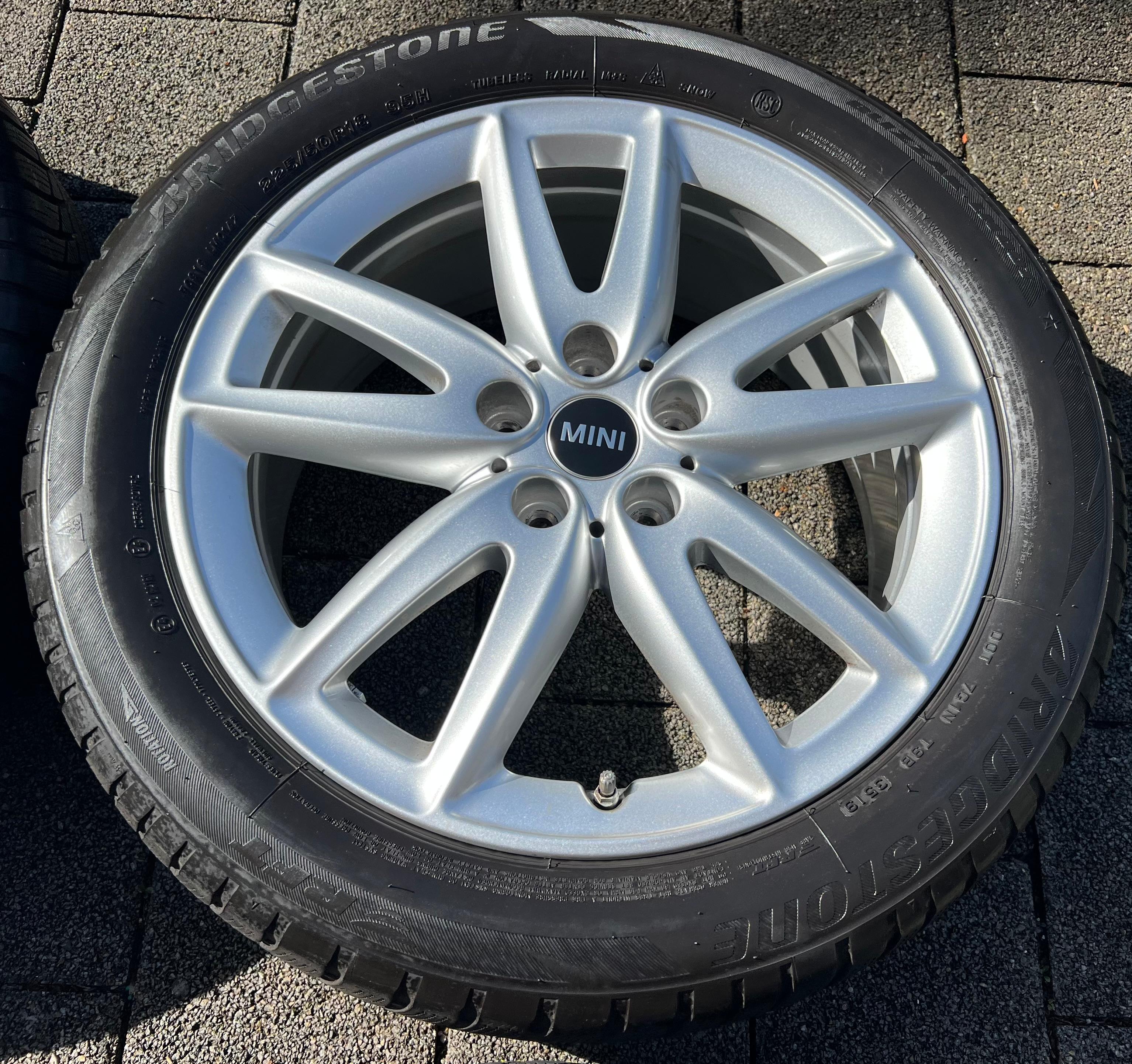 4 ORIGINAL 18" ALU WINTERRÄDER MINI COUNTRYMAN F60 225/50R18 95H 6888852 FREIHAU