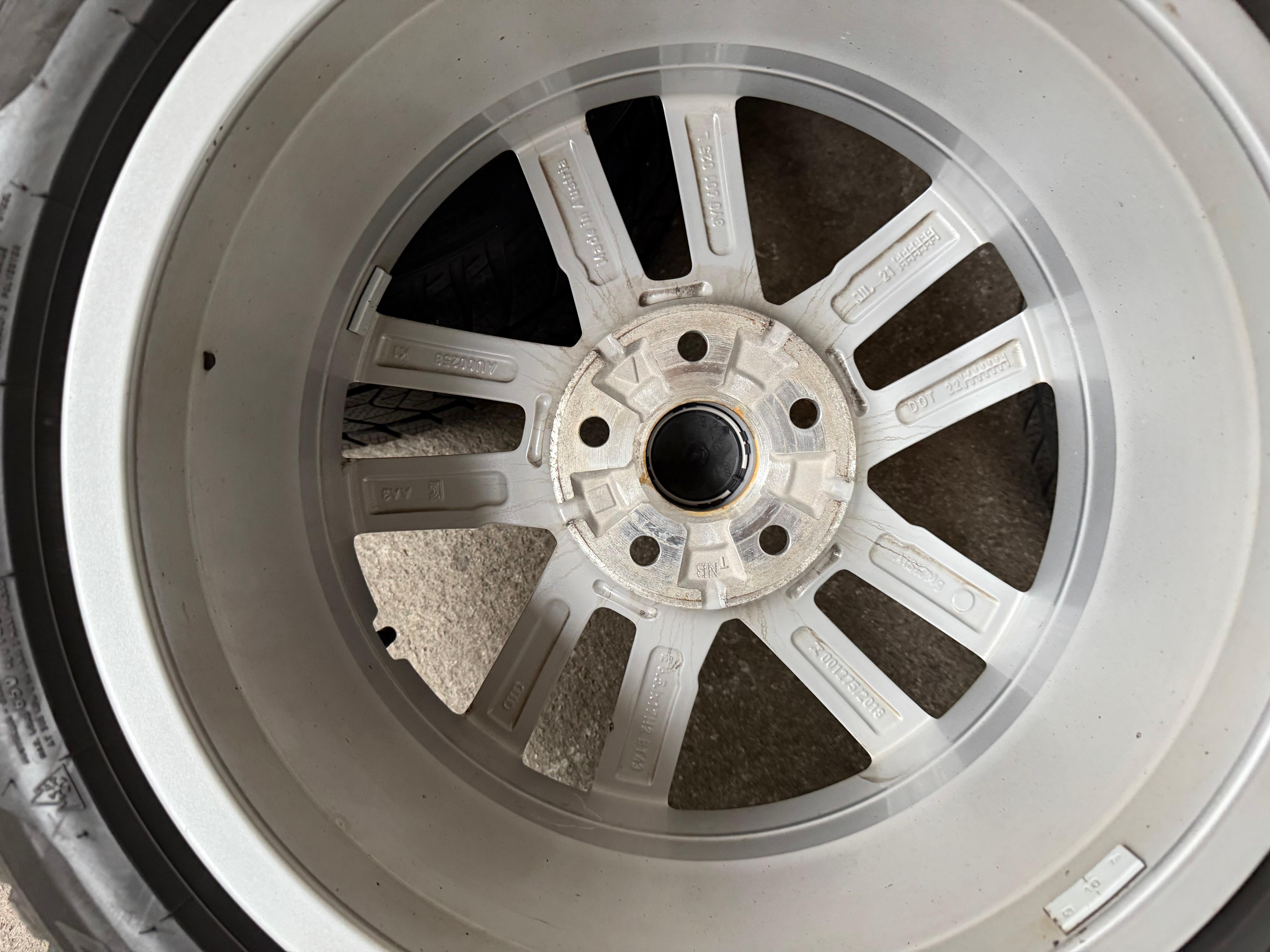 4 Original 17" Alufelgen Felgen Audi A3 8Y 8Y0601025L 6,5x17 ET43