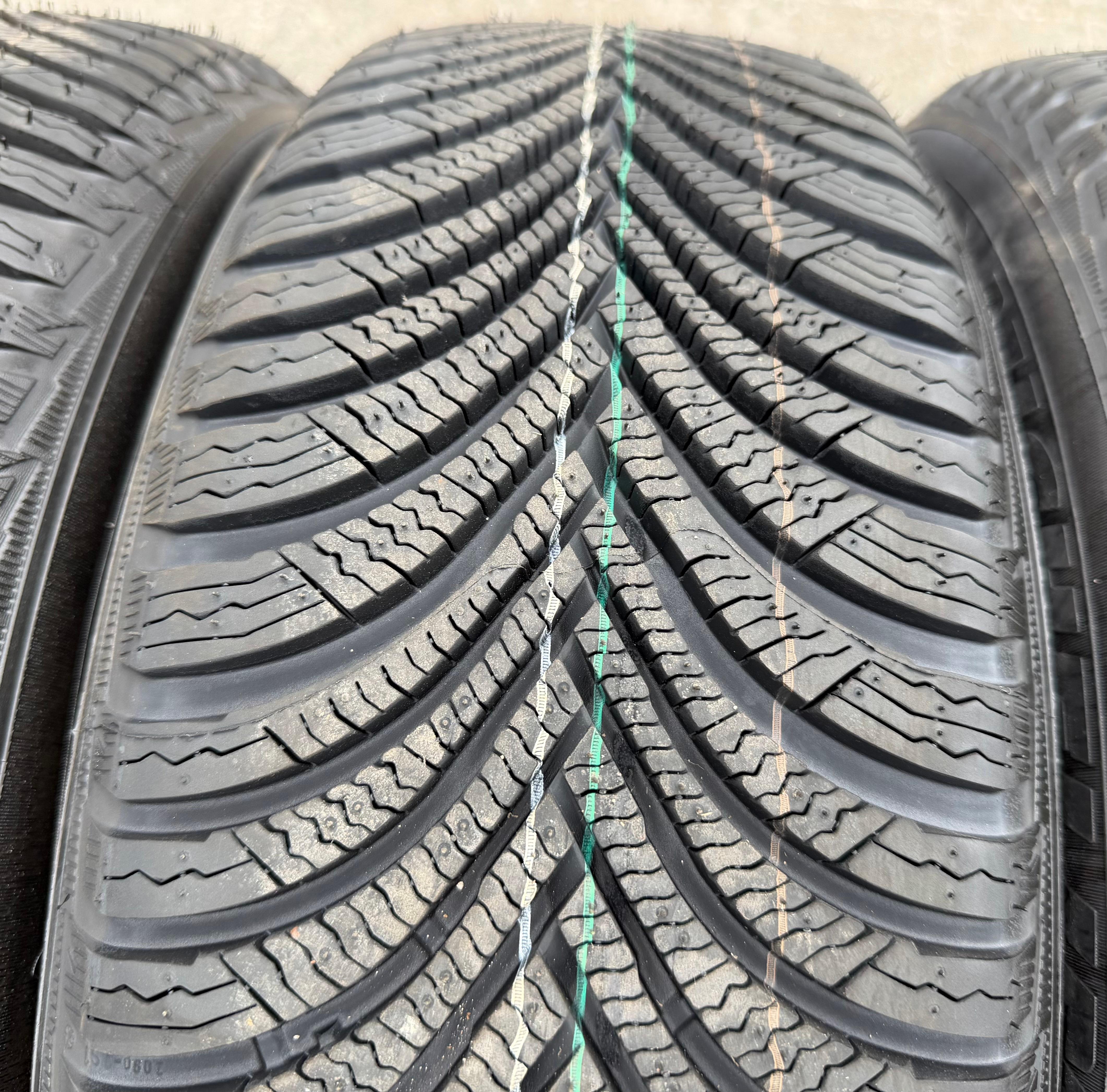 4 Original Alu Winterräder Audi A1 GB GBH 82A601025C 205/60R16 92H 2022 NEU