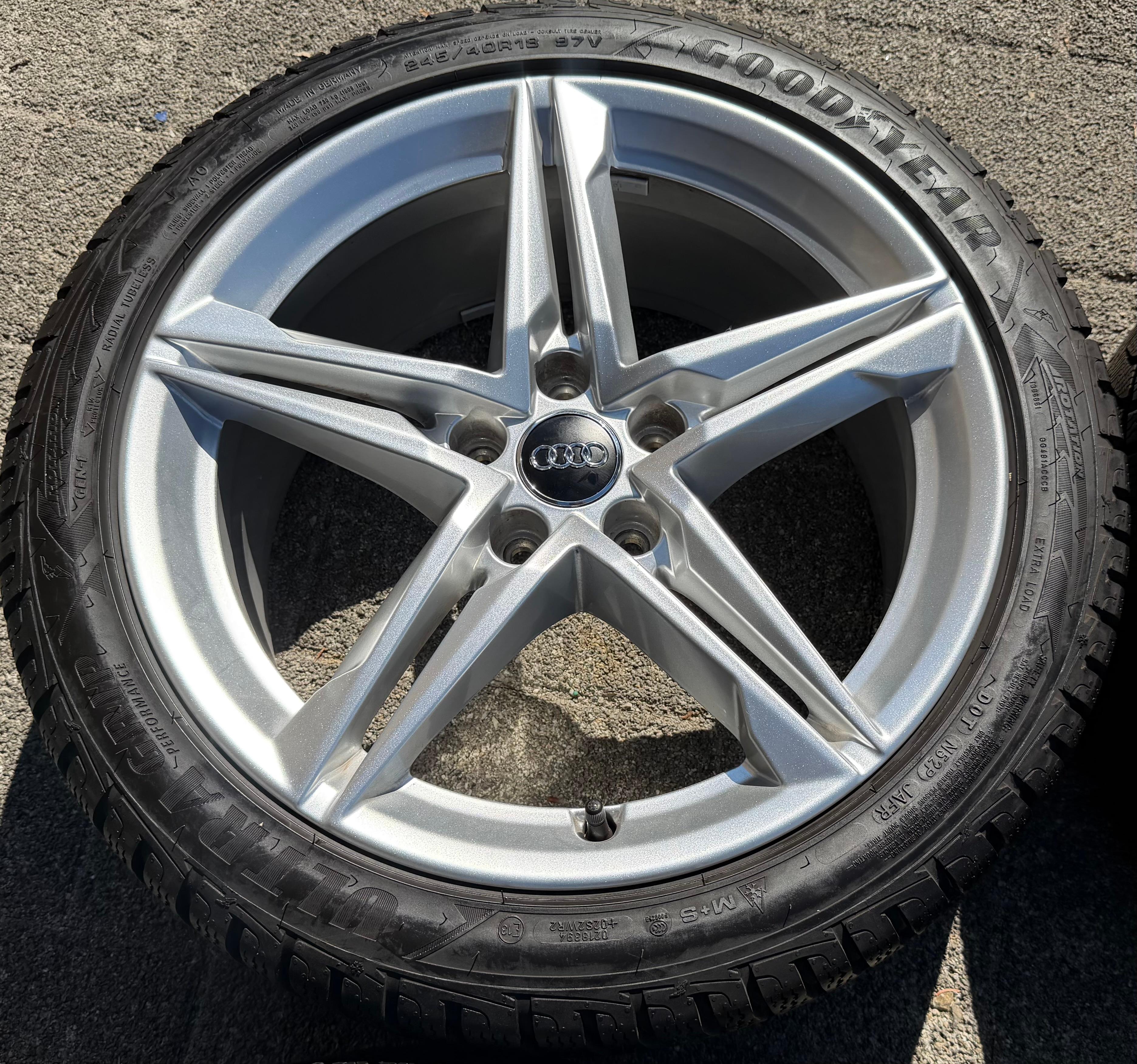 4 ORIGINAL 18" ALU WINTERRÄDER AUDI A4 S4 8W B9 8W0601025EC 245/40R18 97V 2020