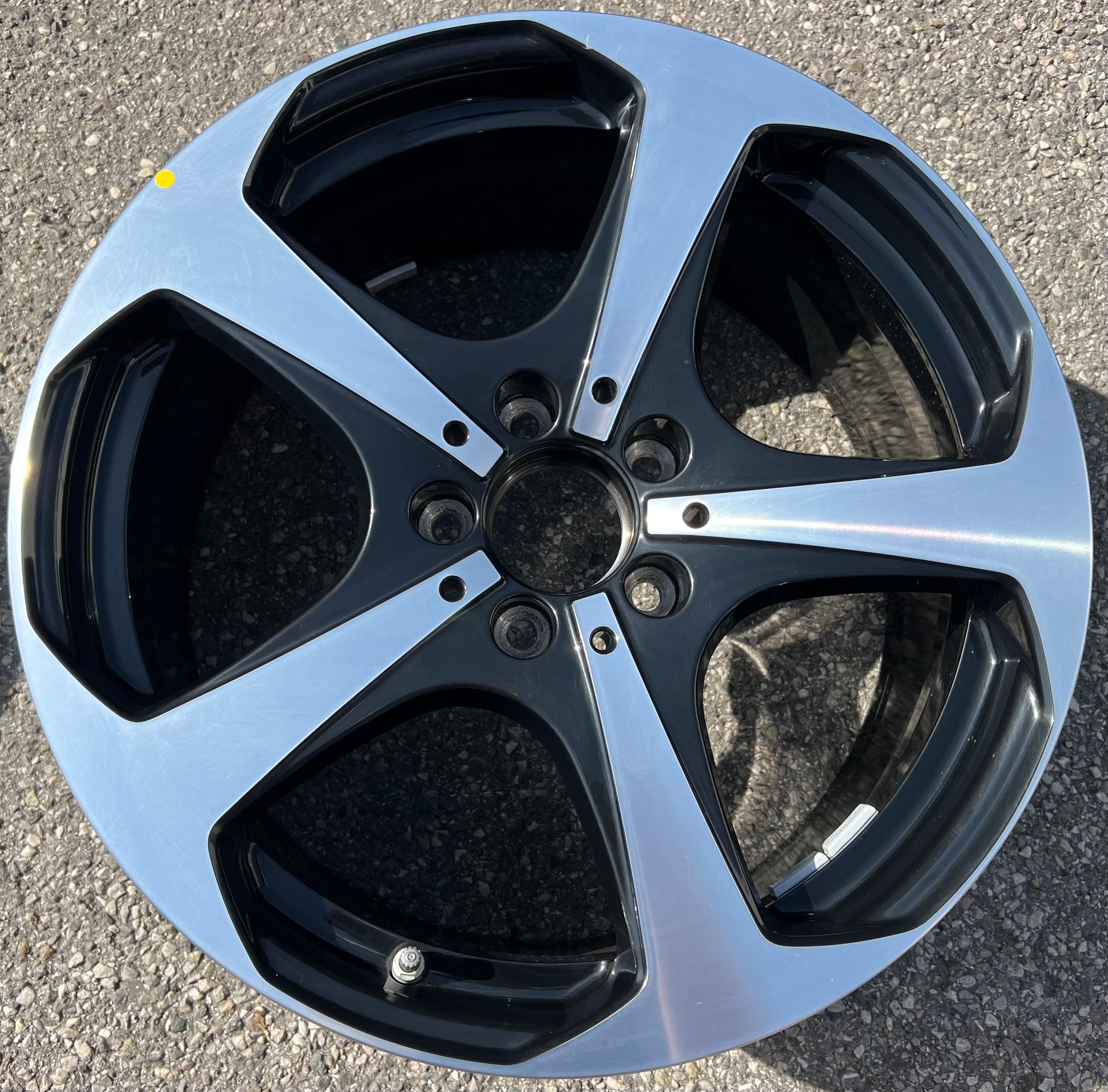 1 X CERCHIO ORIGINALE 18" IN ALLUMINIO MERCEDES C-CLASS W205 A2054014700 8,5x18 ET56 TPMS