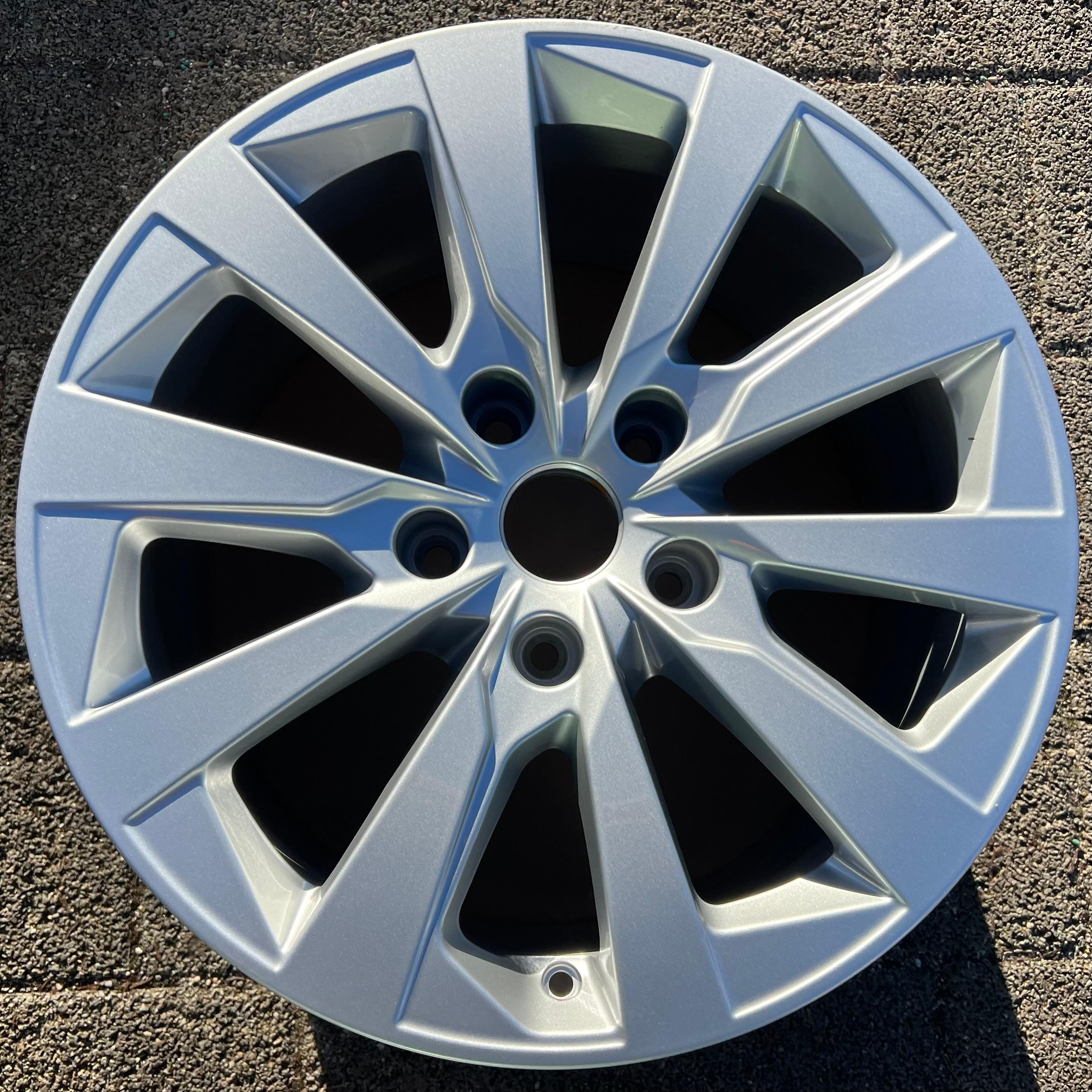 1 jante en alliage d'origine Audi Q6 de 19 pouces, référence GF 85H601025A, 9x18, déport ET45, livraison gratuite