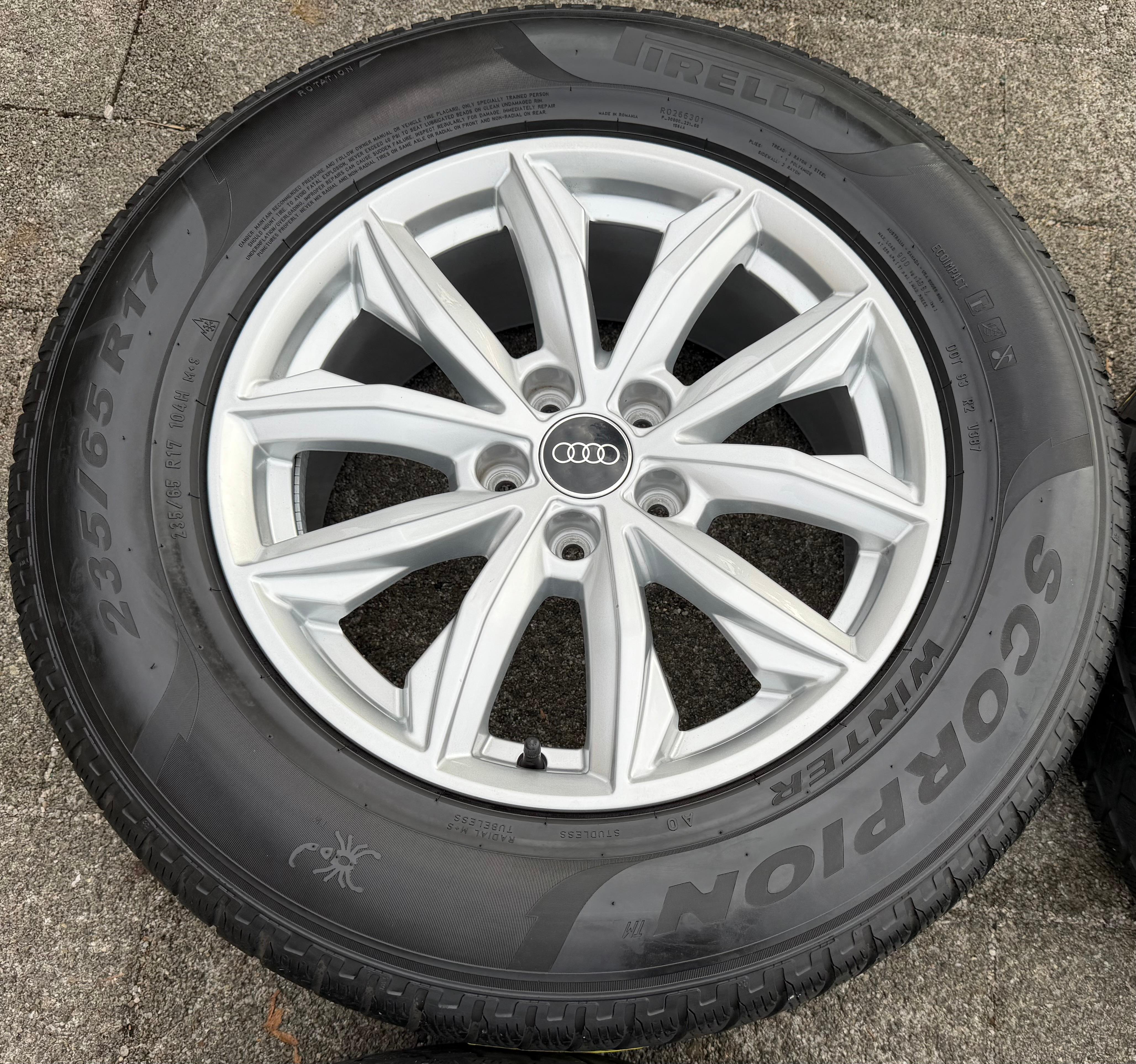 4 cerchi in lega originali da 17" per Audi Q5 FY 80A601025J 7x17 ET34