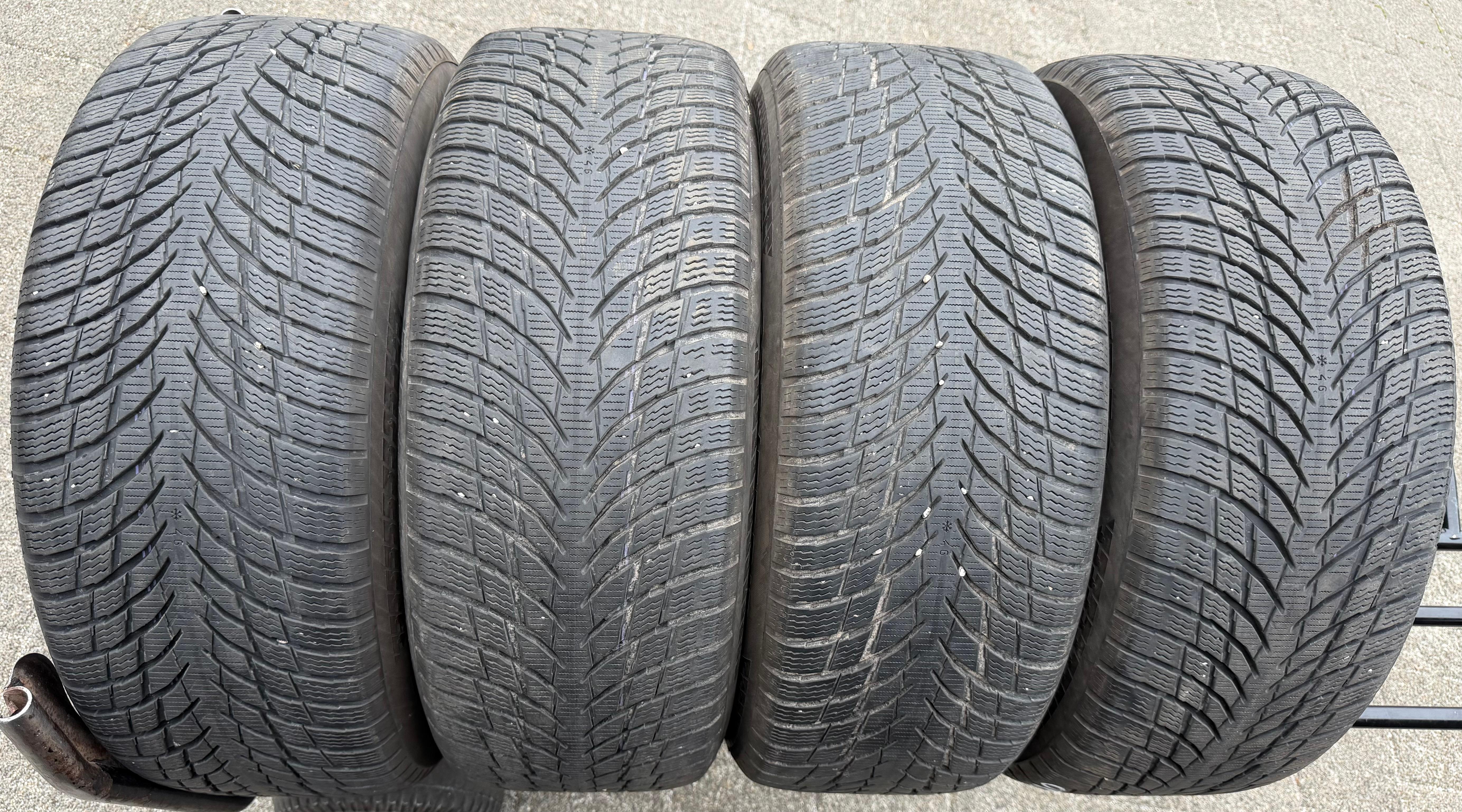4 aluminium 17" winterwielen VW BUS T5 T6 T6.1 235/55R17 103V XL Nokian