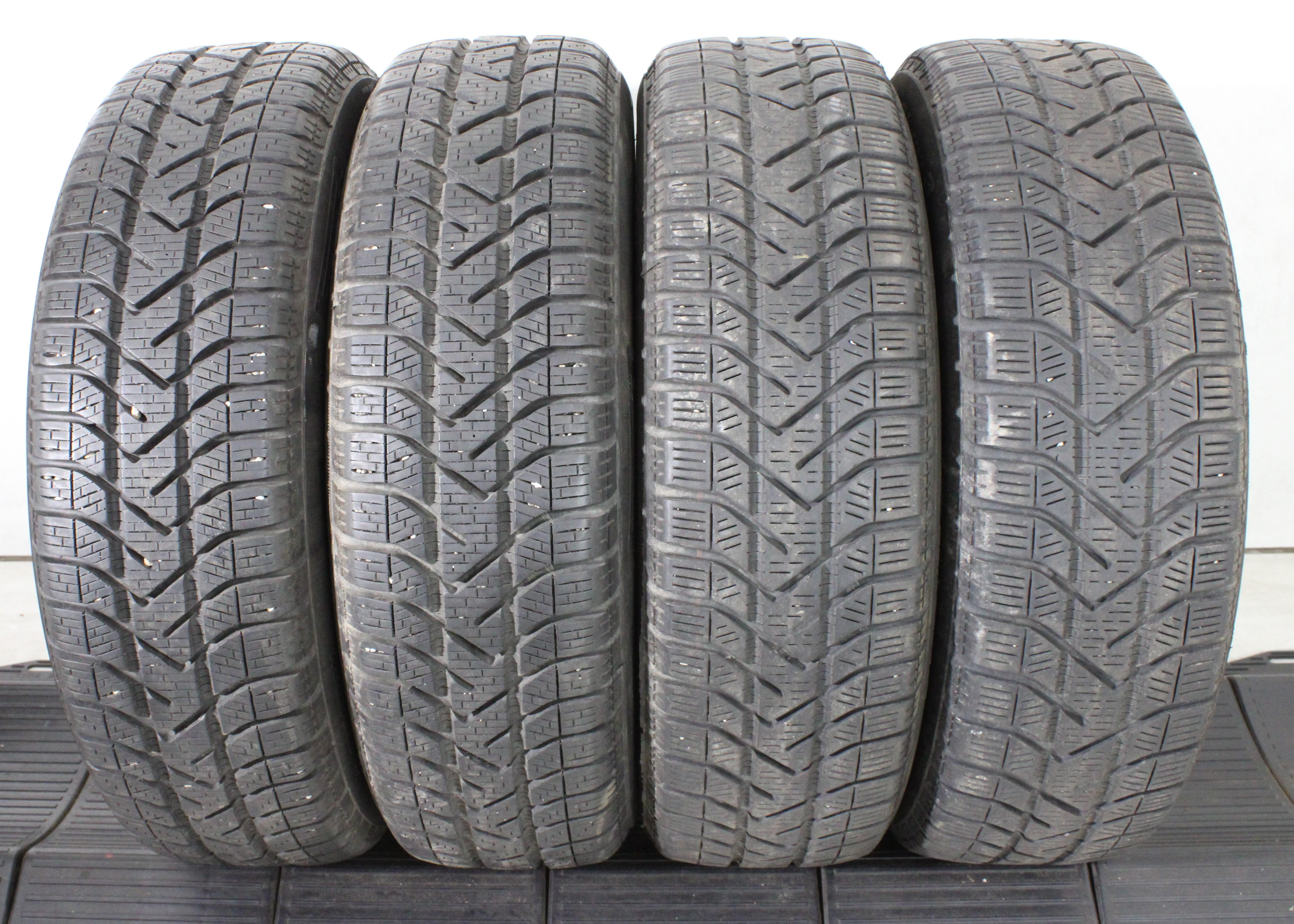 4 x 175/65R15 88H Winterreifen Pirelli Snow Control Serie 3 Winter 210* 2x5-5,5mm/2x7-7,5mm 2019