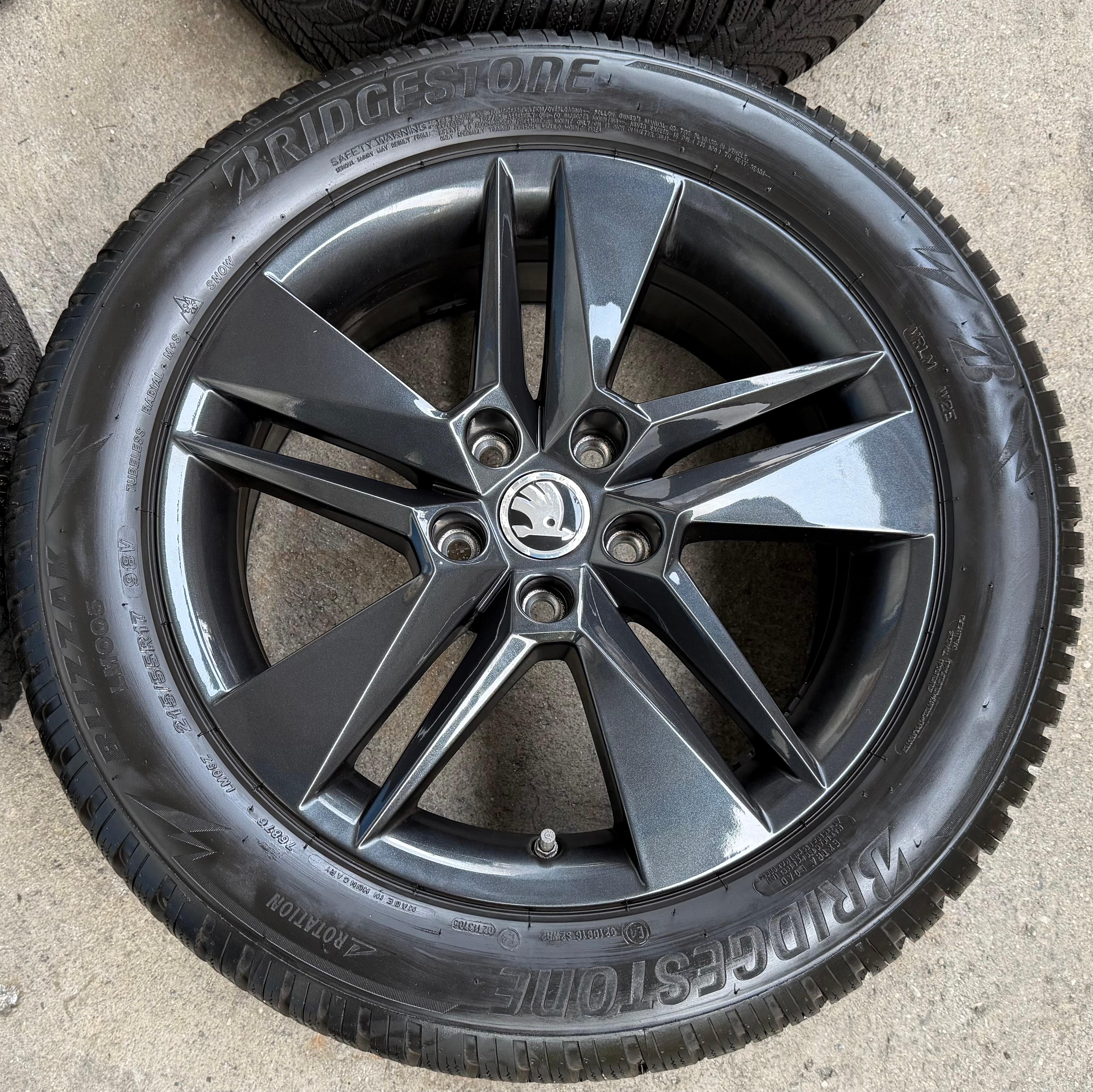 4 Original 17" Alu Winterräder Skoda Superb III 3V 215/55R17 98V 3V0601025BH