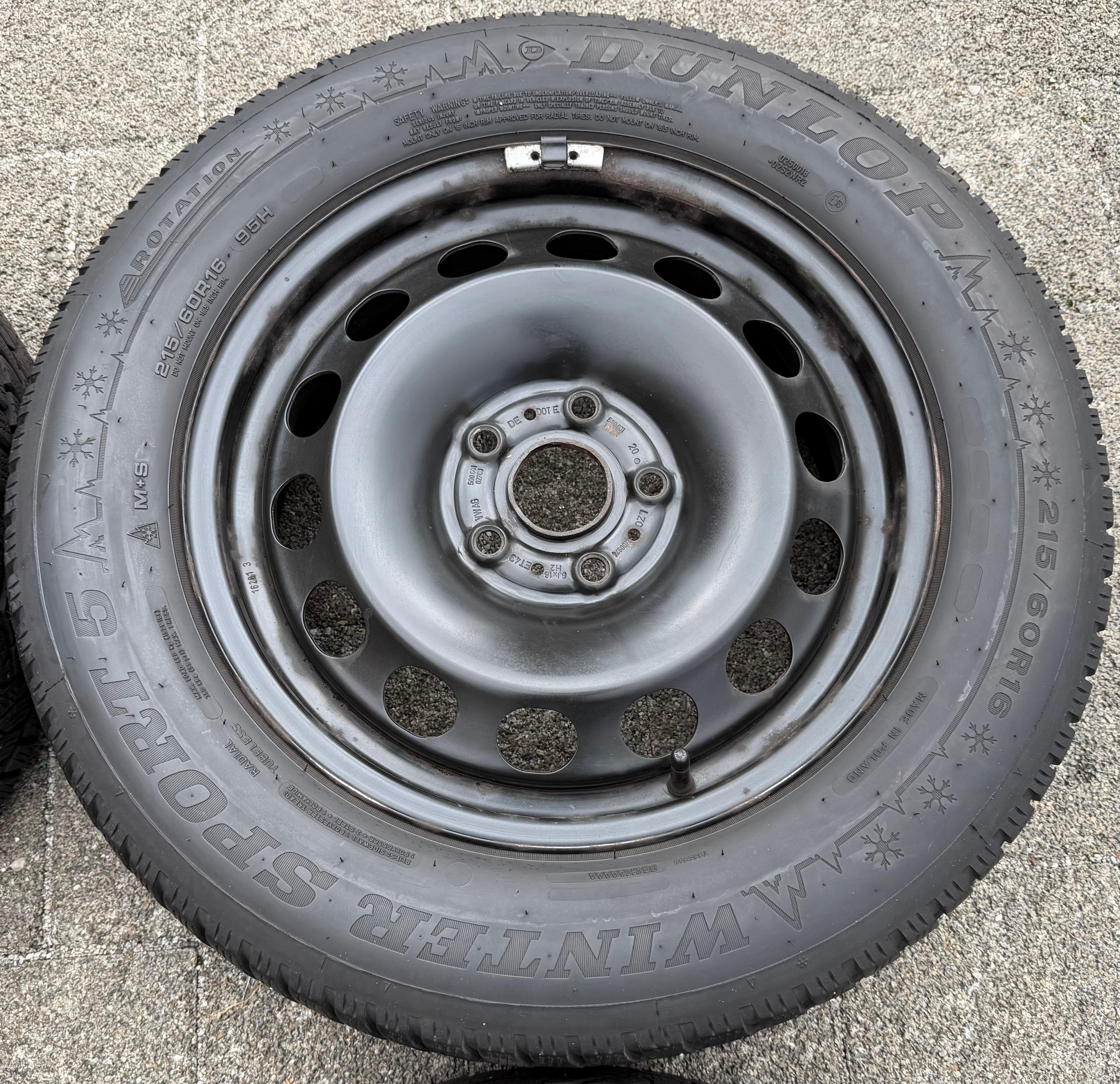 4 Winterräder VW T-Roc Skoda Karoq Seat Cupra Ateca 215/60R16 95H Dunlop