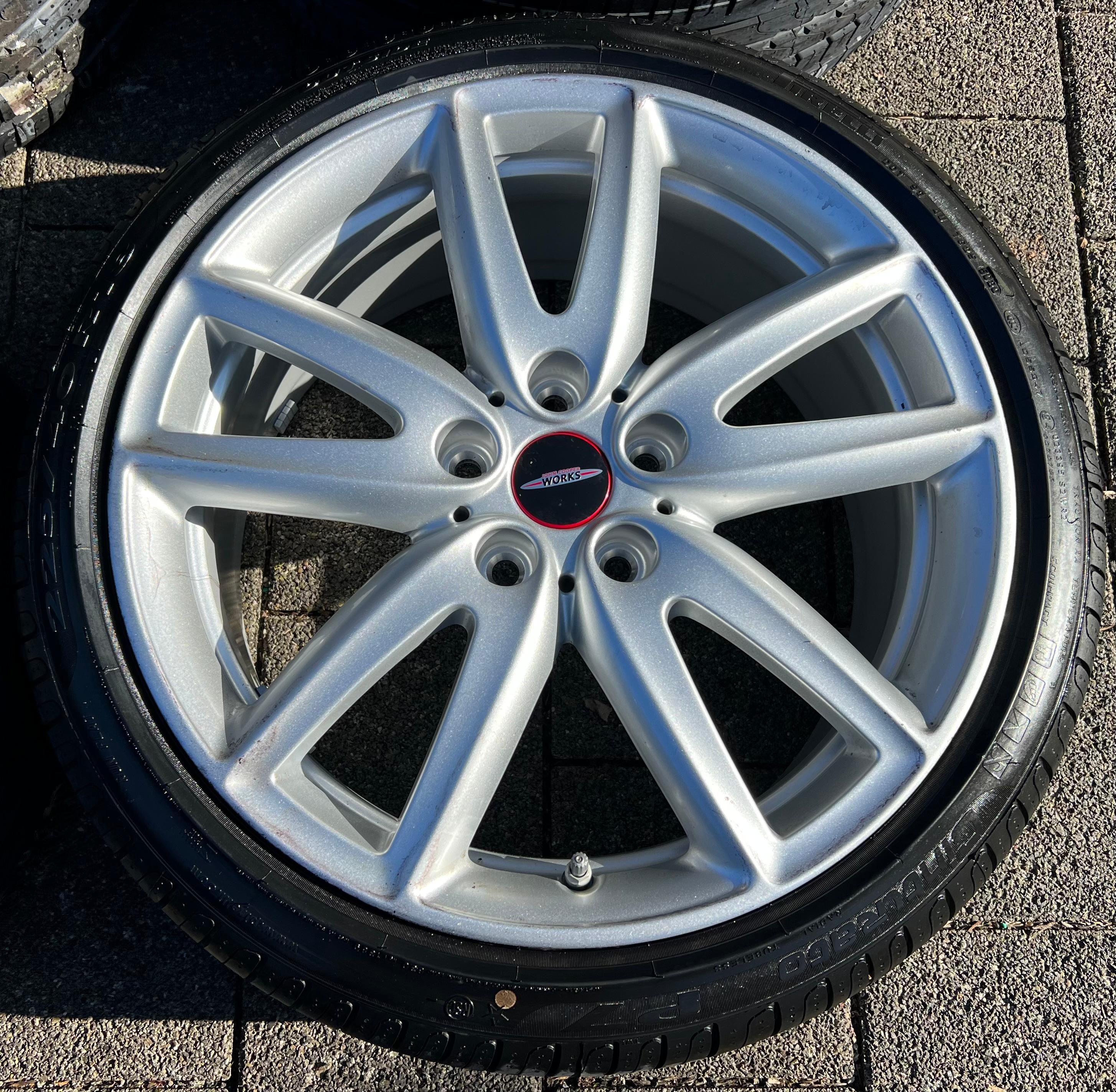 4 CERCHI ESTIVI ORIGINALI DA 18" IN ALLUMINIO MINI CLUBMAN F54 PIRELLI 2020 6856049 RDKS CONSEGNA GRATUITA