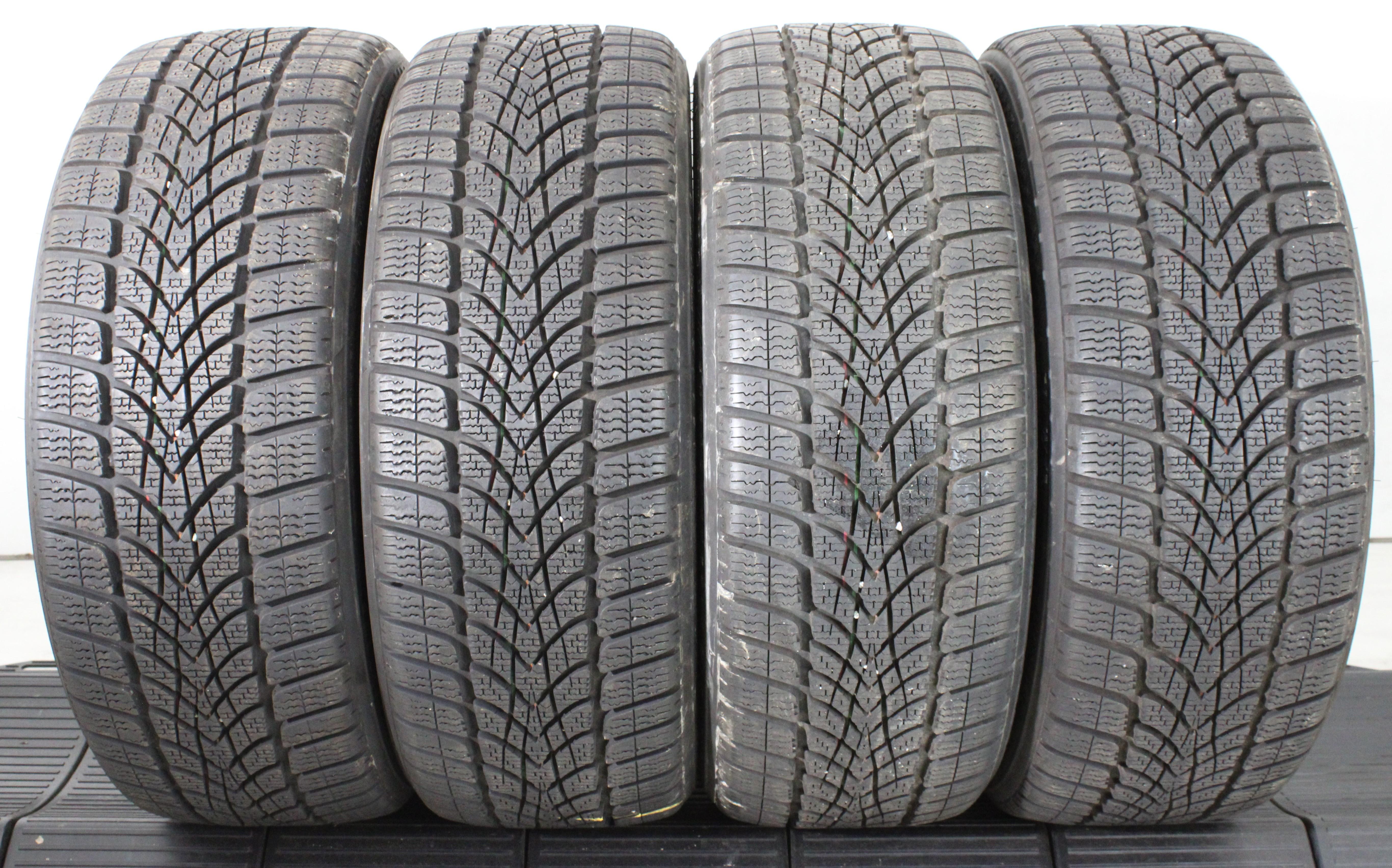 4 x 205/45R17 88V Winterreifen Dunlop SP Winter Sport 4D DSST Runflat 7-7,5mm 2023 *