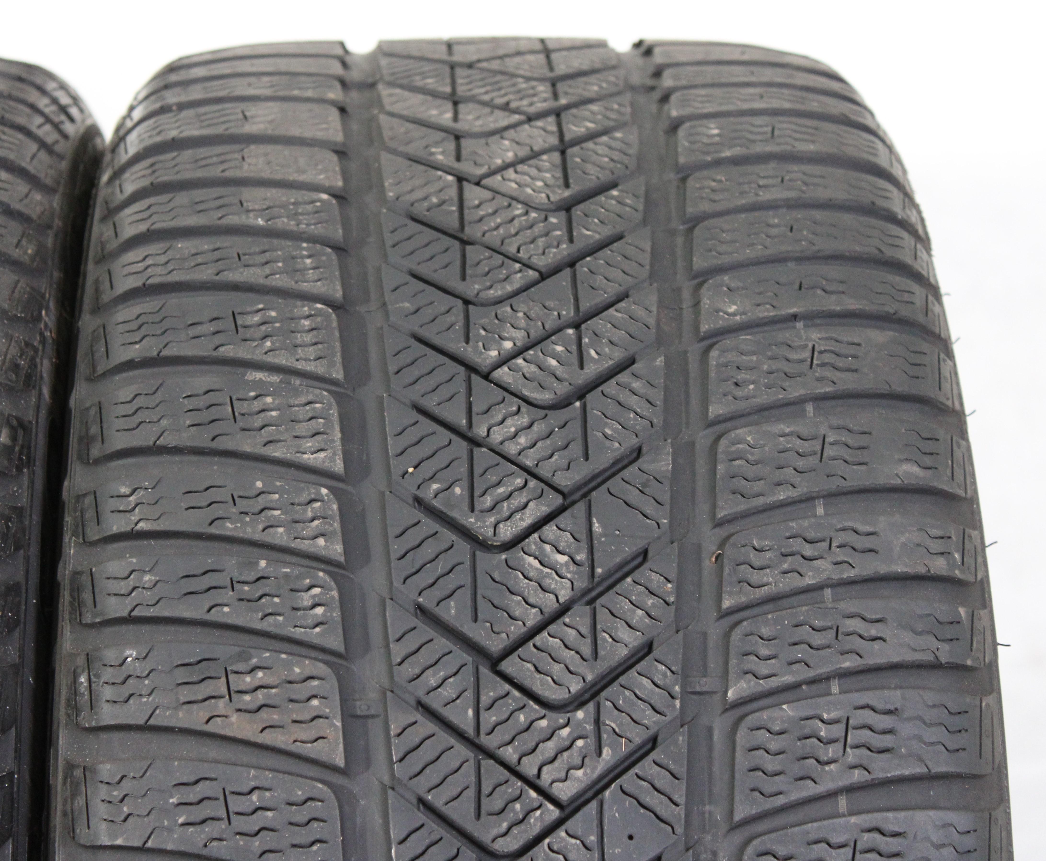 2 x 255/40R18 99V Winterreifen Pirelli Sottozero 3 Runflat 4,5-5mm 2020 *